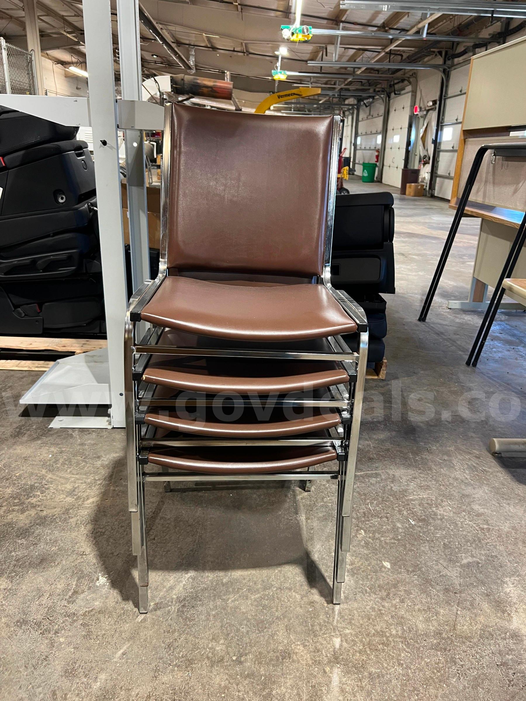 Padded Chairs - lot of 4   Government Surplus Auction - Photo #3