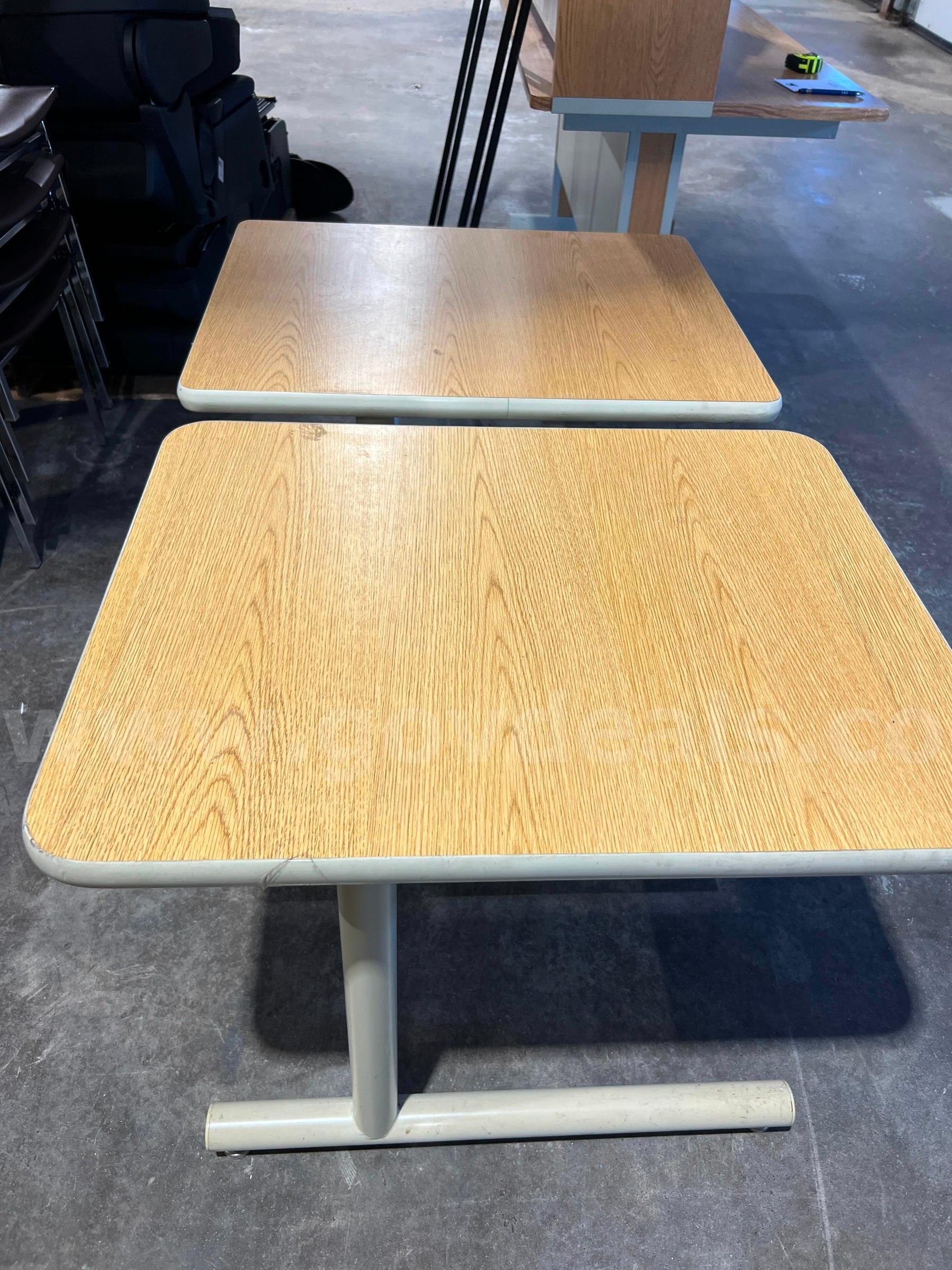 Tables 2' W x 30" D x 26.5" H - Lot of 2   Government Surplus Auction - Photo #3