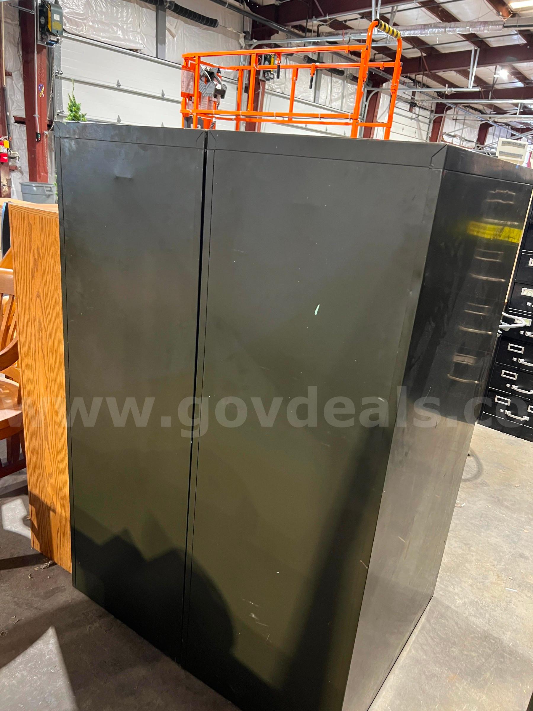 File Cabinets  52" H x 18" W x 28.5" D - Lot of 2   Government Surplus Auction - Photo #3