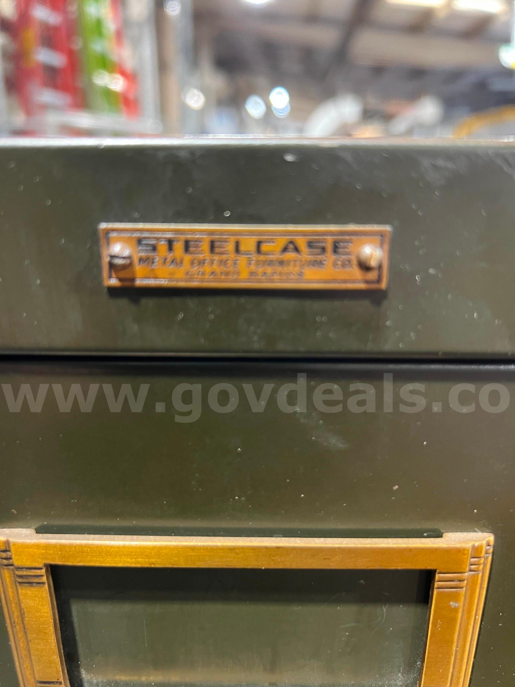 File Cabinets  52" H x 18" W x 28.5" D - Lot of 2   Government Surplus Auction - Photo #4