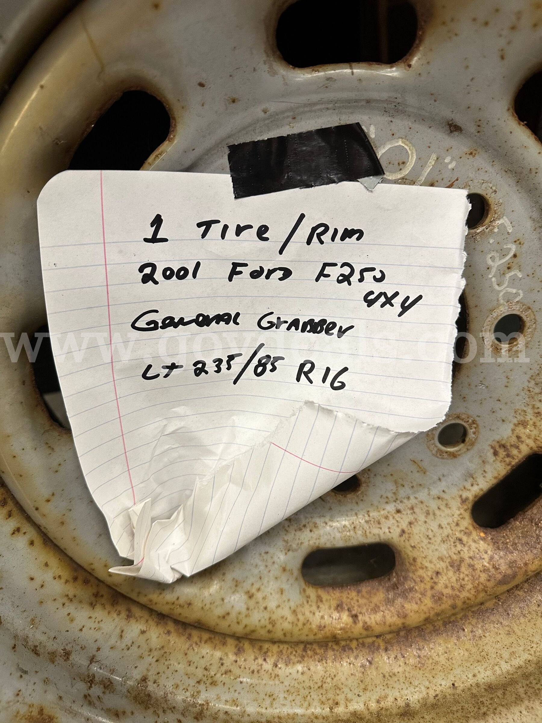 Never Used - 1 Tire/Rim for 2001 Ford F250 4x4 Ford F250 Government Surplus Auction - Photo #2