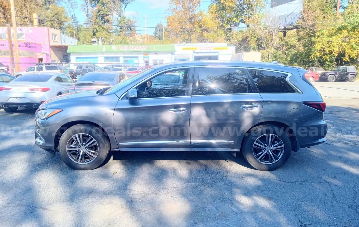 2017 Infiniti QX60 SUV....MARYLAND INSPECTED !!! ONLY 80,165 MILES !!! Infiniti 165 Government Surplus Auction - Photo #5