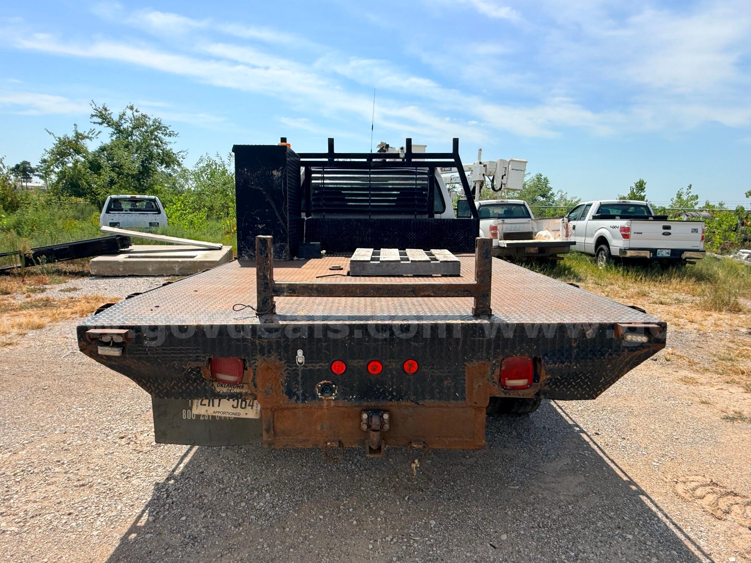 2005 Ford F-550 Ford F-550 Government Surplus Auction - Photo #4