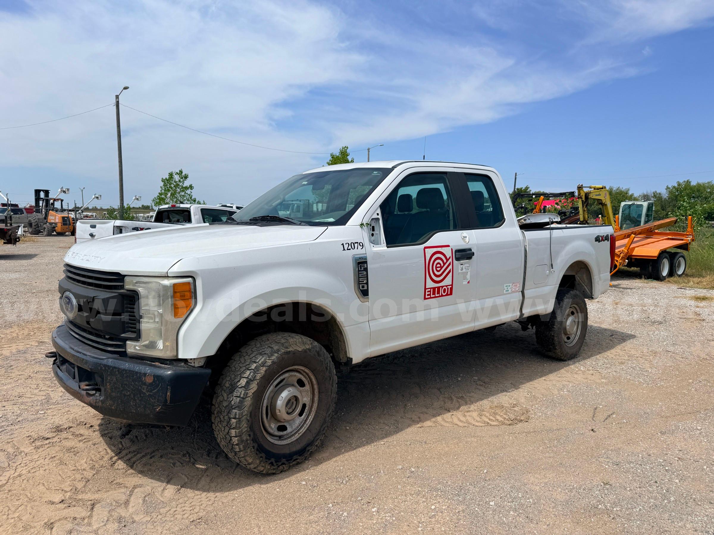 2017 Ford F-250 SD XL SuperCab 4WD