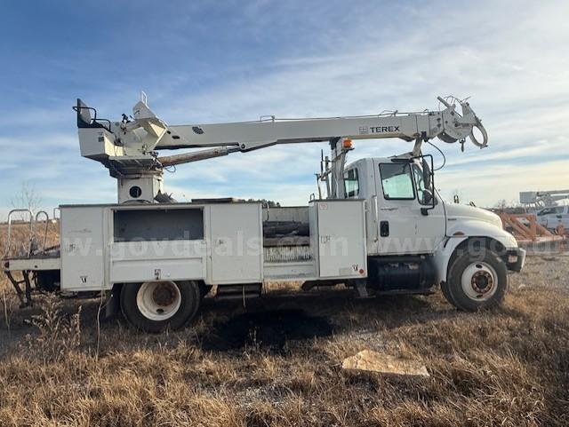 2009 International 4300 Digger Derrick (Inoperable) International 4300 Government Surplus Auction - Photo #6