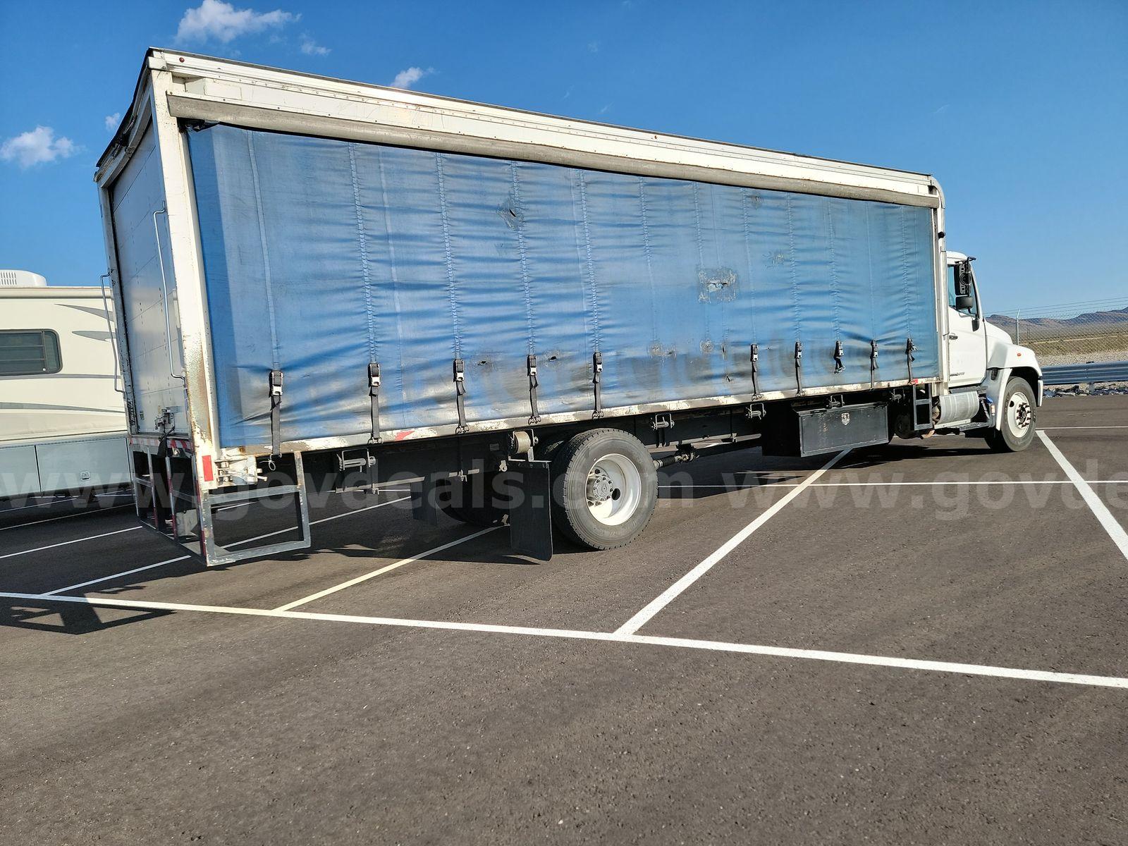 2016 Hino Conventional Cab Hino Conventional Cab Government Surplus Auction - Photo #2