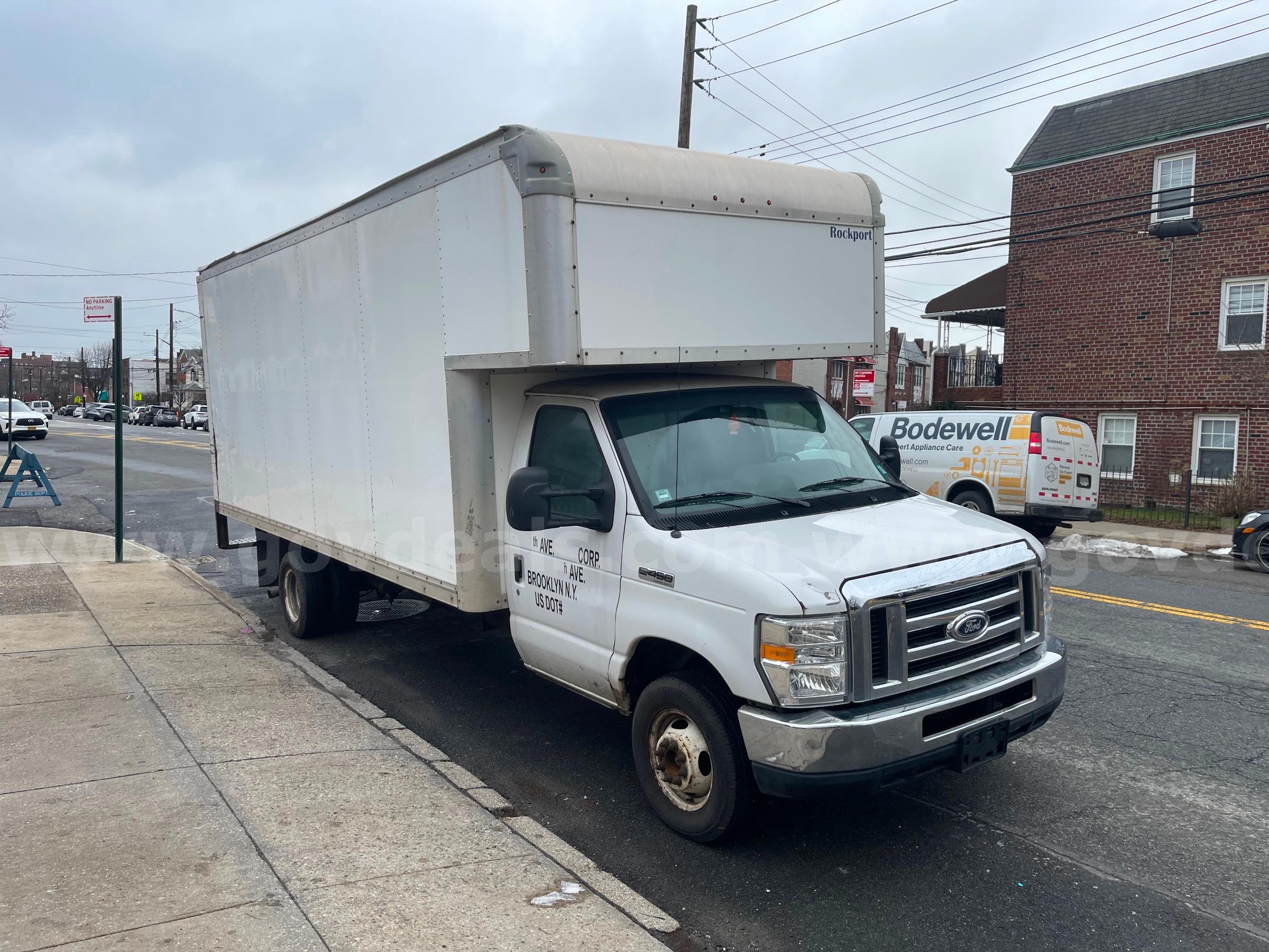 2019 Ford Econoline Ford Econoline E450 Government Surplus Auction - Photo #3
