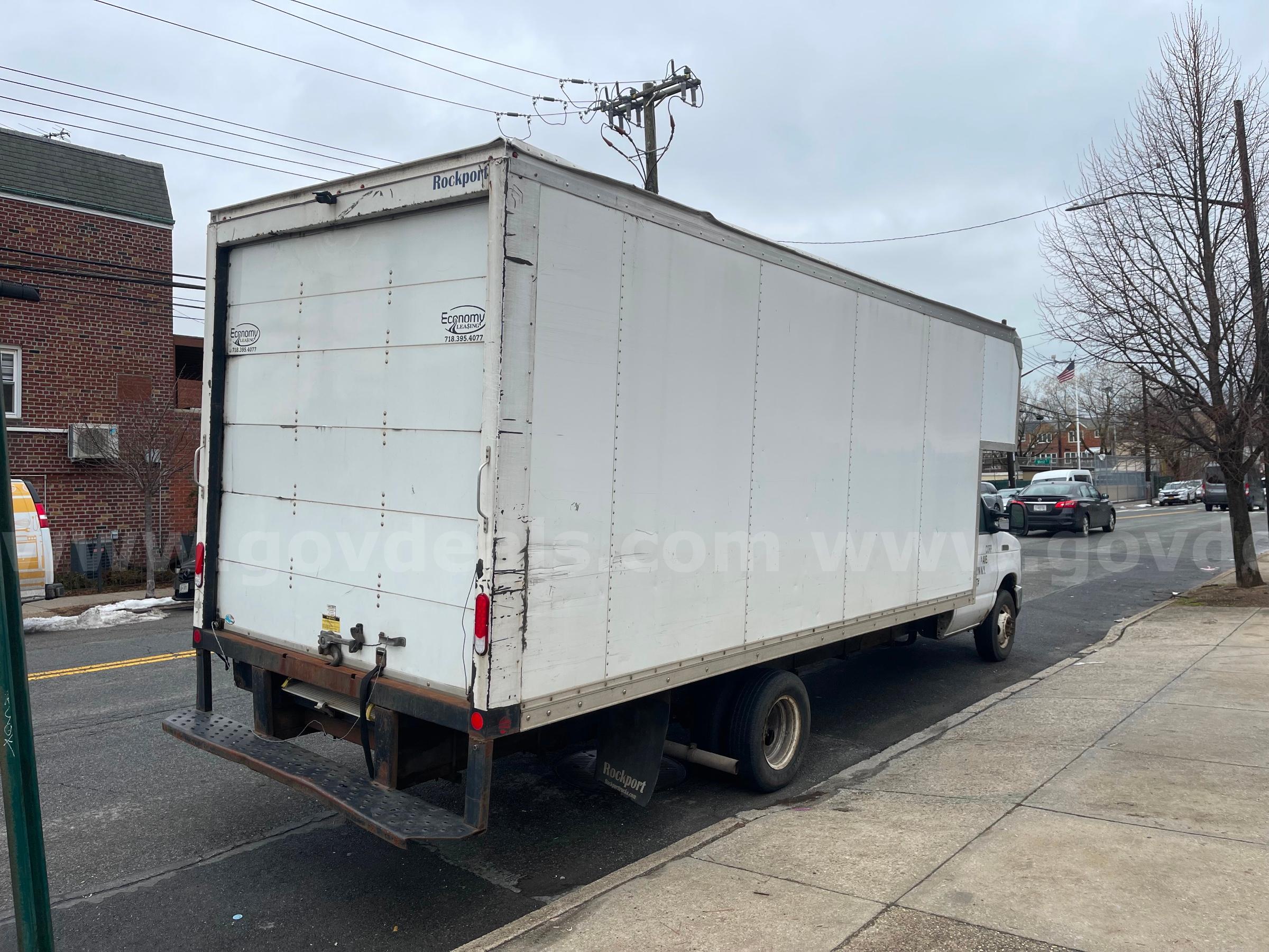 2019 Ford Econoline Ford Econoline E450 Government Surplus Auction - Photo #5