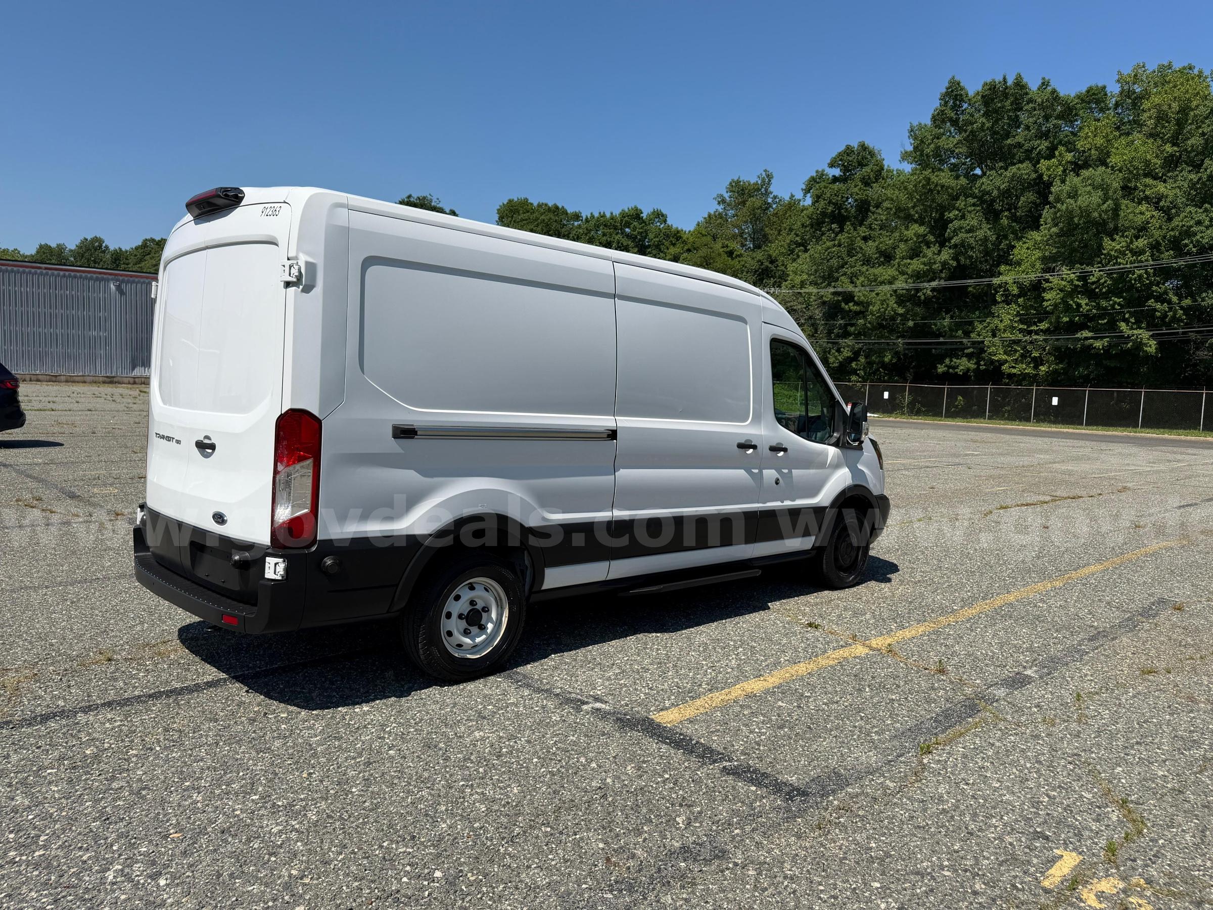 2019 Ford Transit Ford Transit Government Surplus Auction - Photo #3