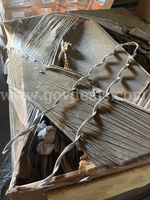 Pallet of # 3/0 Dead End Grip   Government Surplus Auction - Photo #2