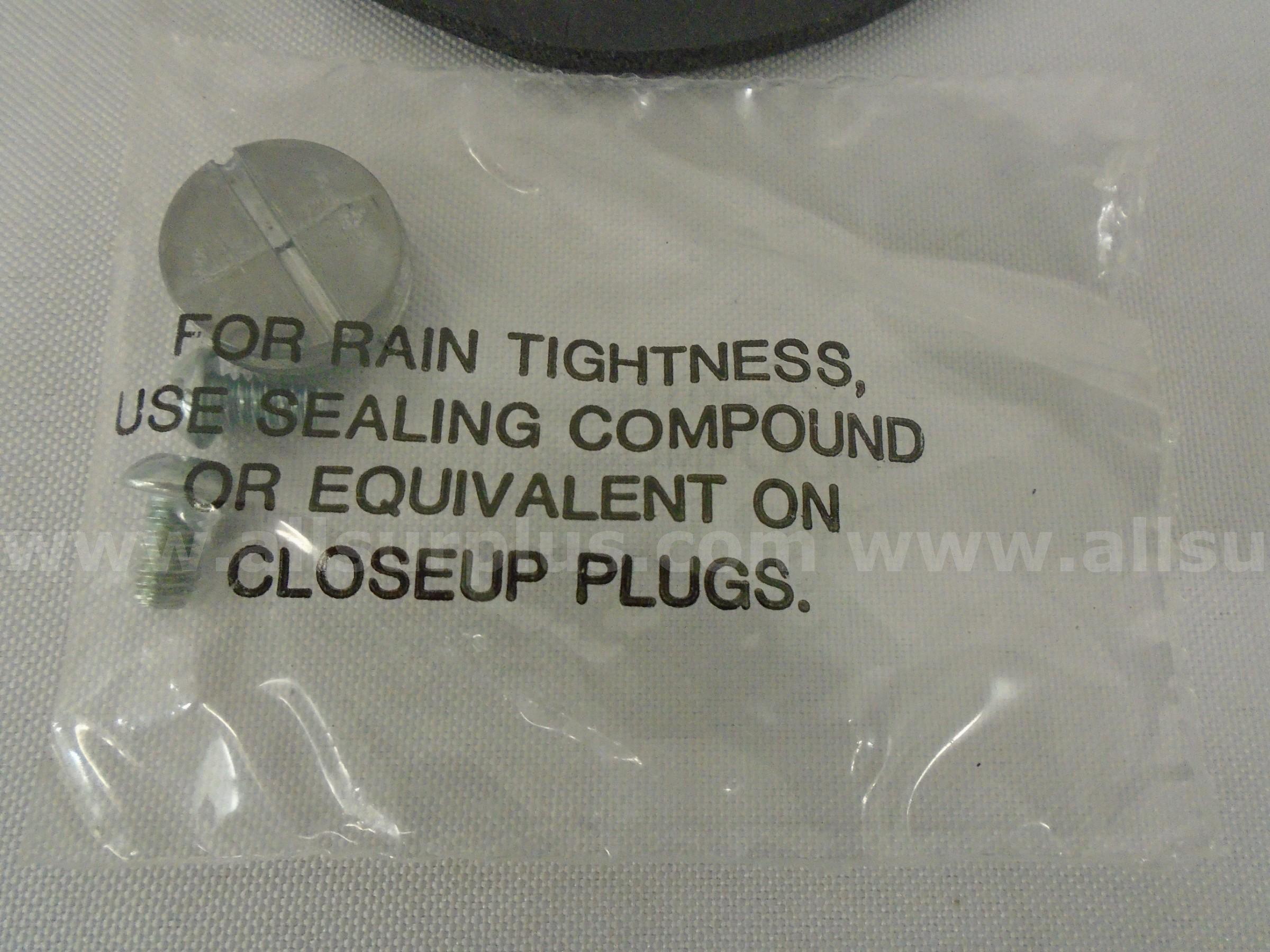 *NEW* (LOT OF 5) RED DOT S-3 DRY-TITE 4" ROUND COVER FOR LAMPHOLDERS   Government Surplus Auction - Photo #6