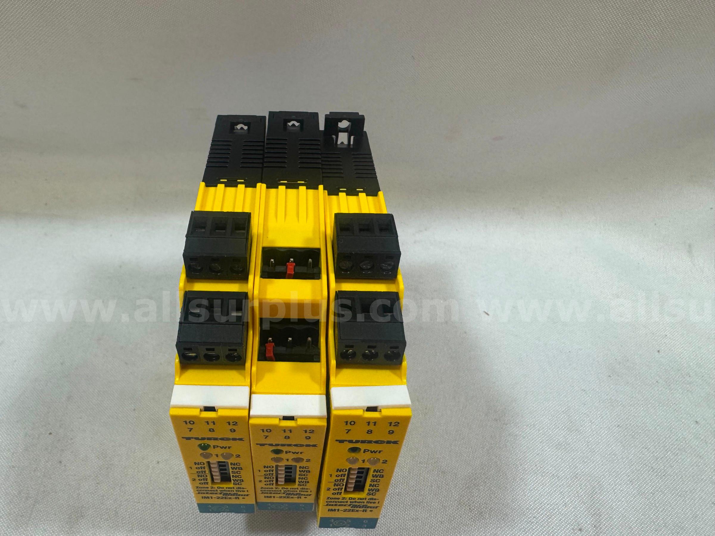 (LOT OF 3) TURCK IM1-22EX-R ISOLATING SWITCHING AMPLIFIER   Government Surplus Auction - Photo #3
