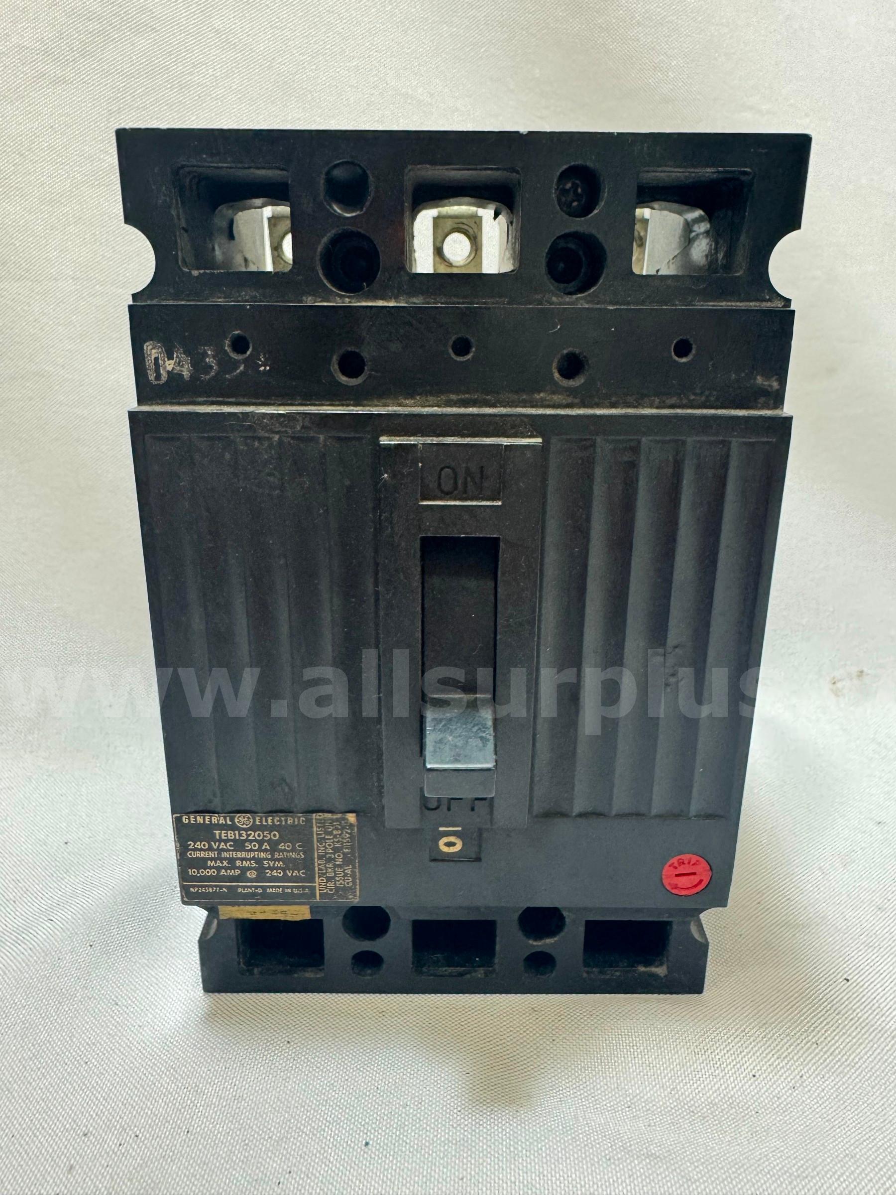 GENERAL ELECTRIC TEB132050 CIRCUIT BREAKER 50A 240VAC 3-POLE  240VAC Government Surplus Auction - Photo #2