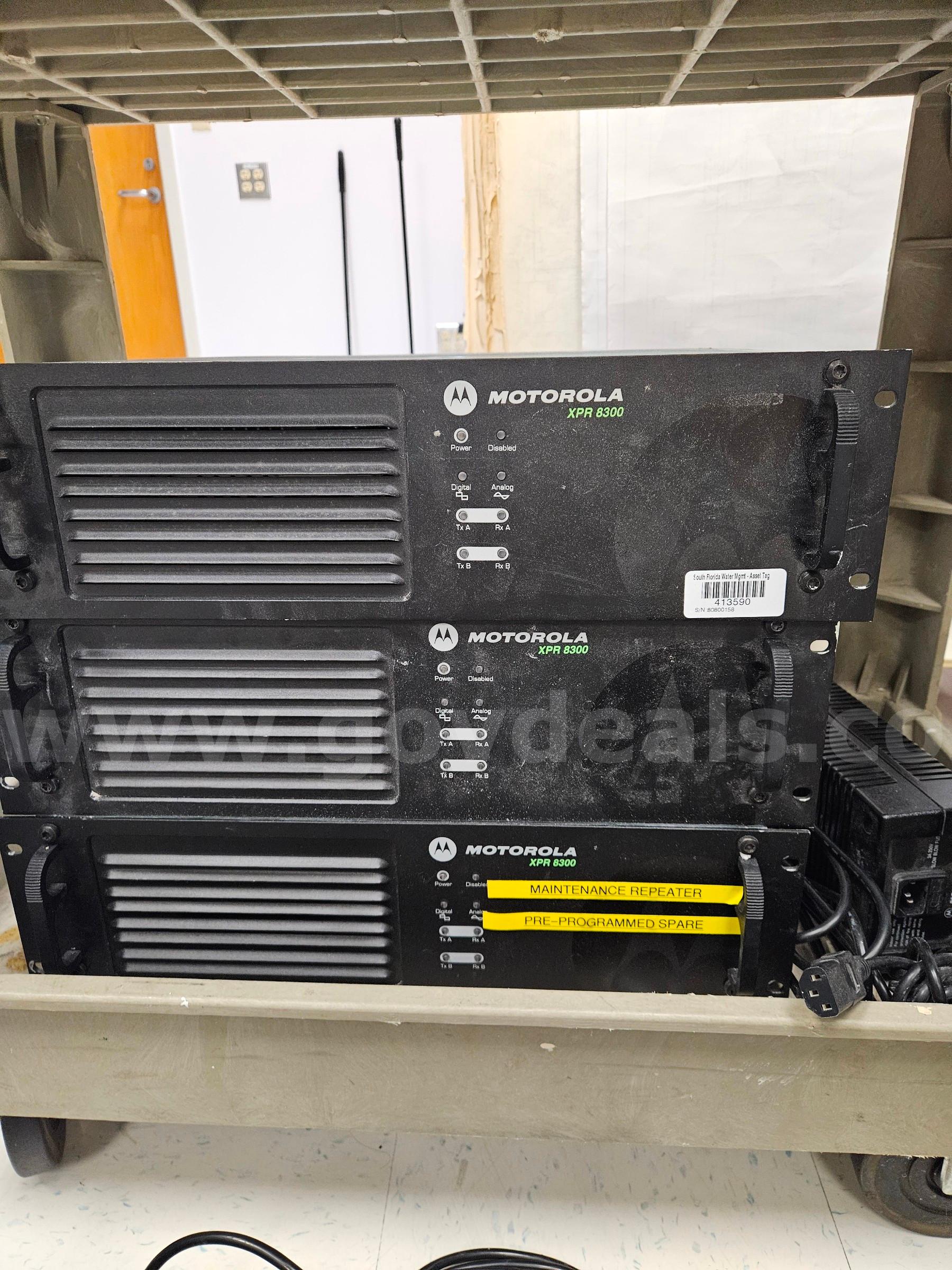 23 HANDHELD MOTOROLA XPR 6550 RADIOS WITH REPEATERS & CHARGERS MOTOROLA 6550 Government Surplus Auction - Photo #2