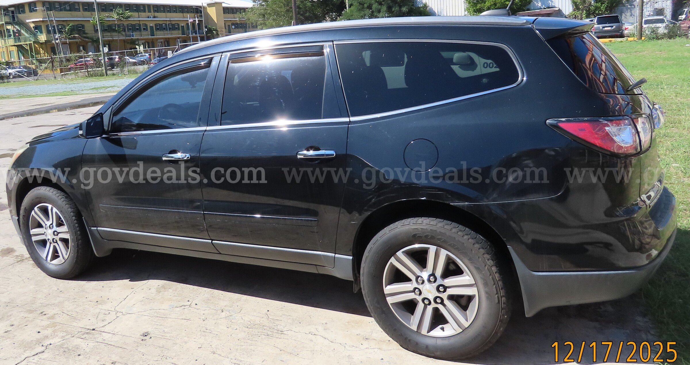 2017 Chevrolet Traverse Chevrolet Traverse Government Surplus Auction - Photo #2