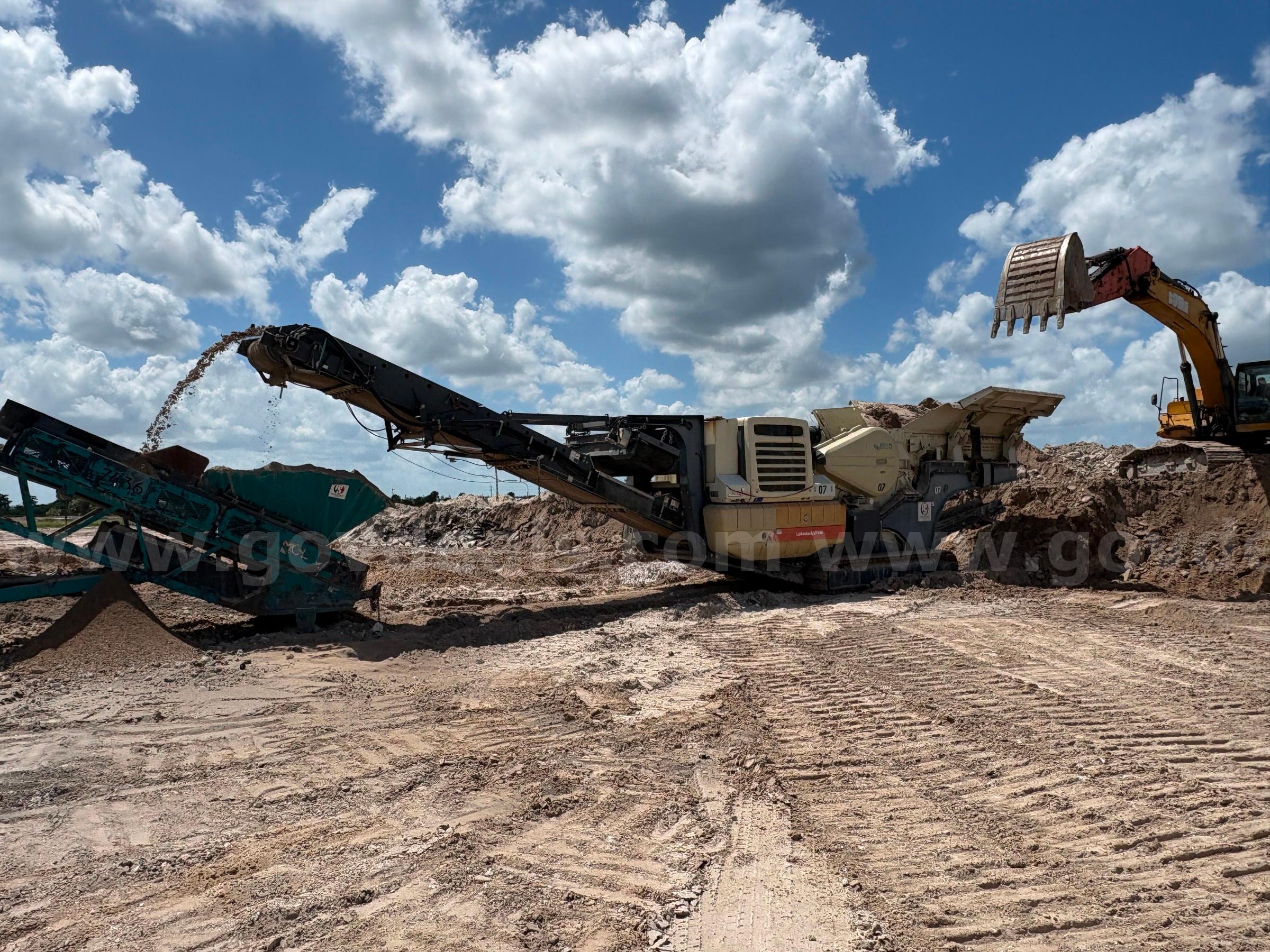 2018 Metso Lokotrack LT106 Crawler Jaw Crusher Metso LT106 Government Surplus Auction - Primary Photo