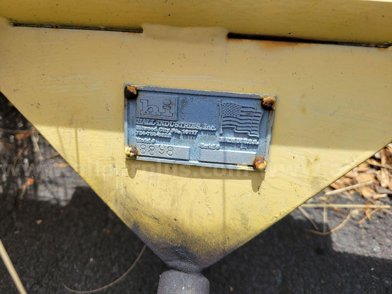Hall Industries model 8898 Aircraft Towbar (B737/A319/A320/A321) Hall Industries 8898 Government Surplus Auction - Photo #6
