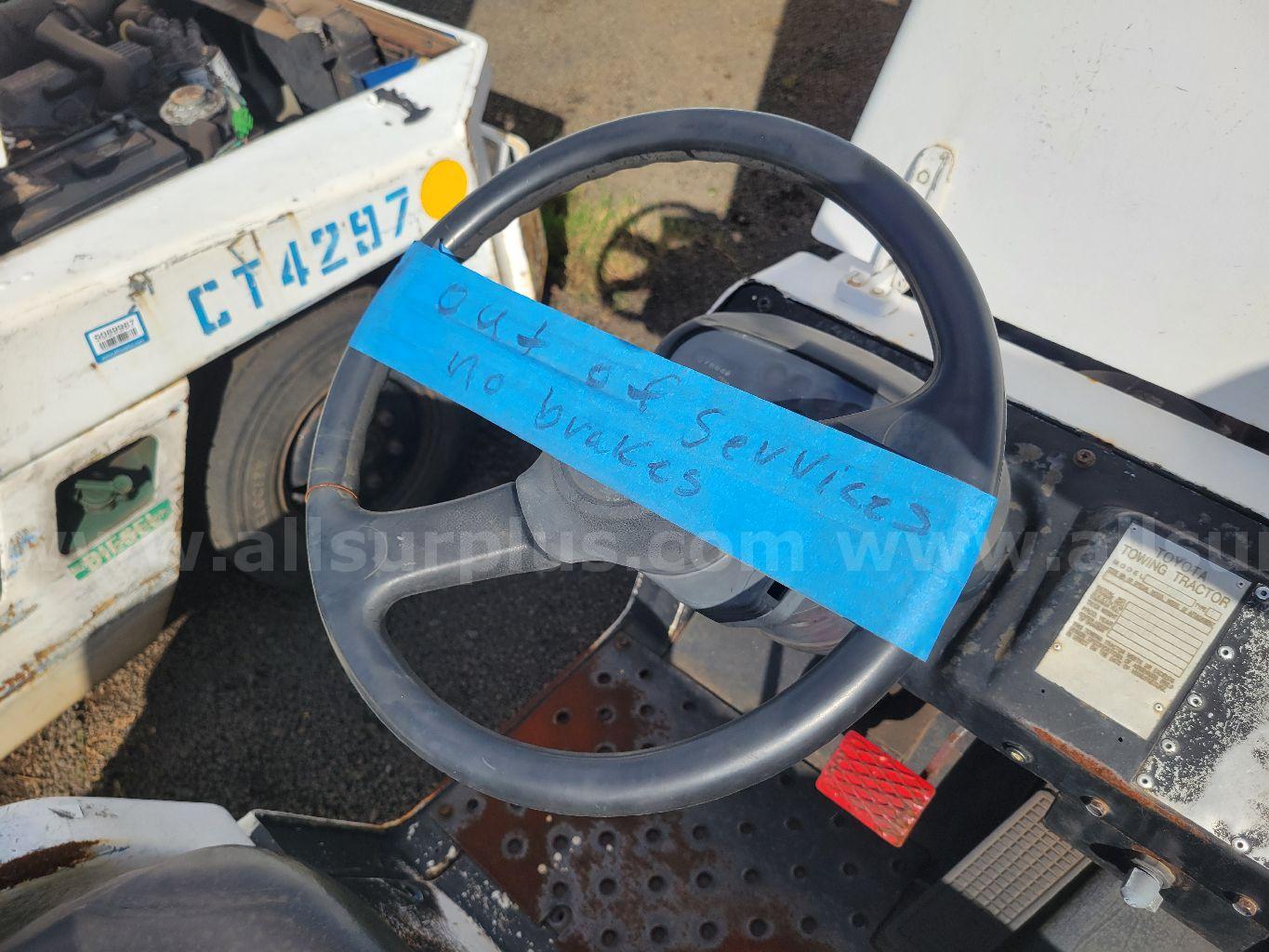 2ea Toyota 02-2TD25 type D Diesel Baggage Tractor Toyota 02-2TD25 Government Surplus Auction - Photo #5
