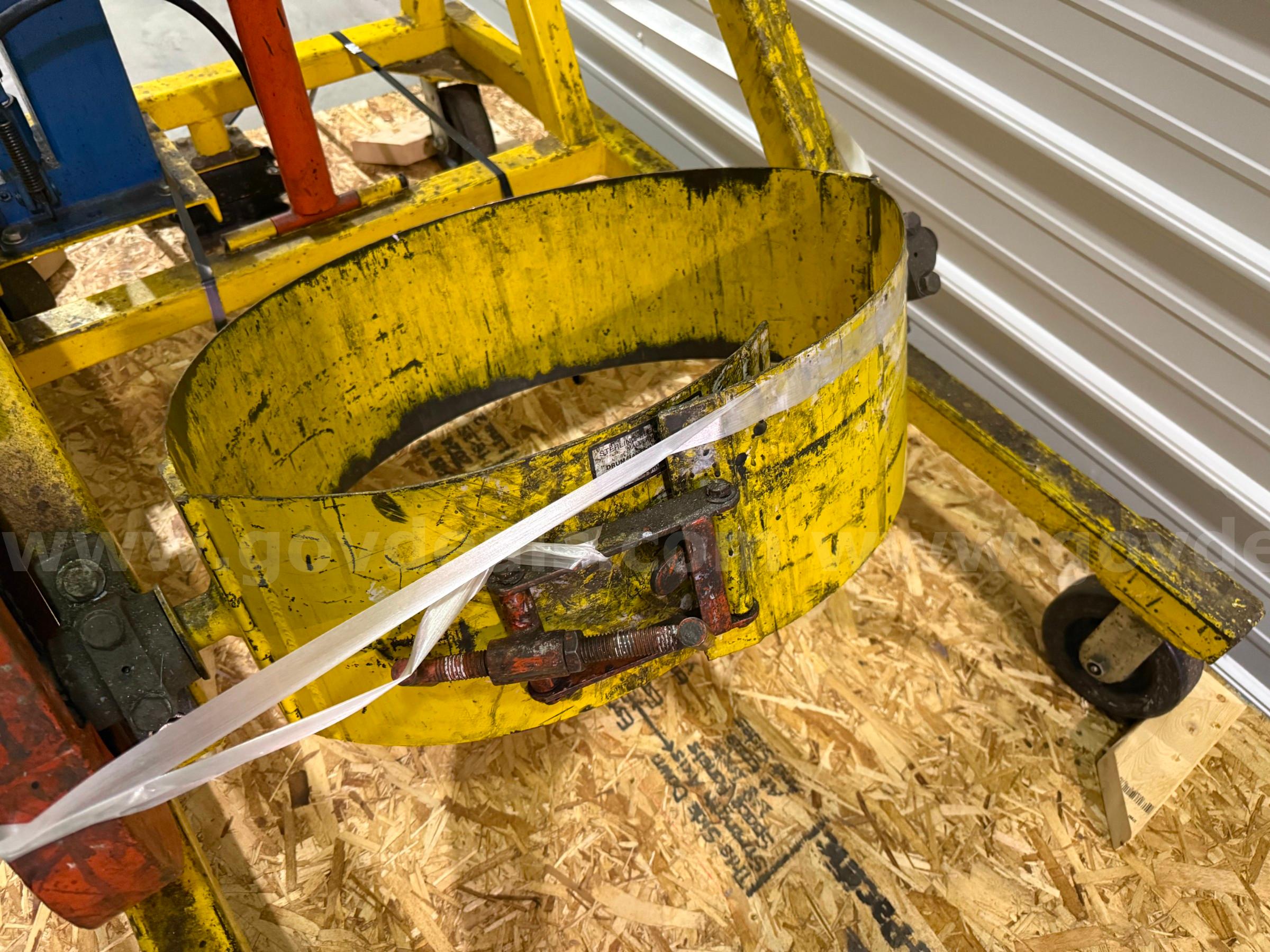 Sterling-Fleischman Hydraulic Barrel Drum Handler Lifter Mover Tipper Model CP2MCMT   Government Surplus Auction - Photo #4