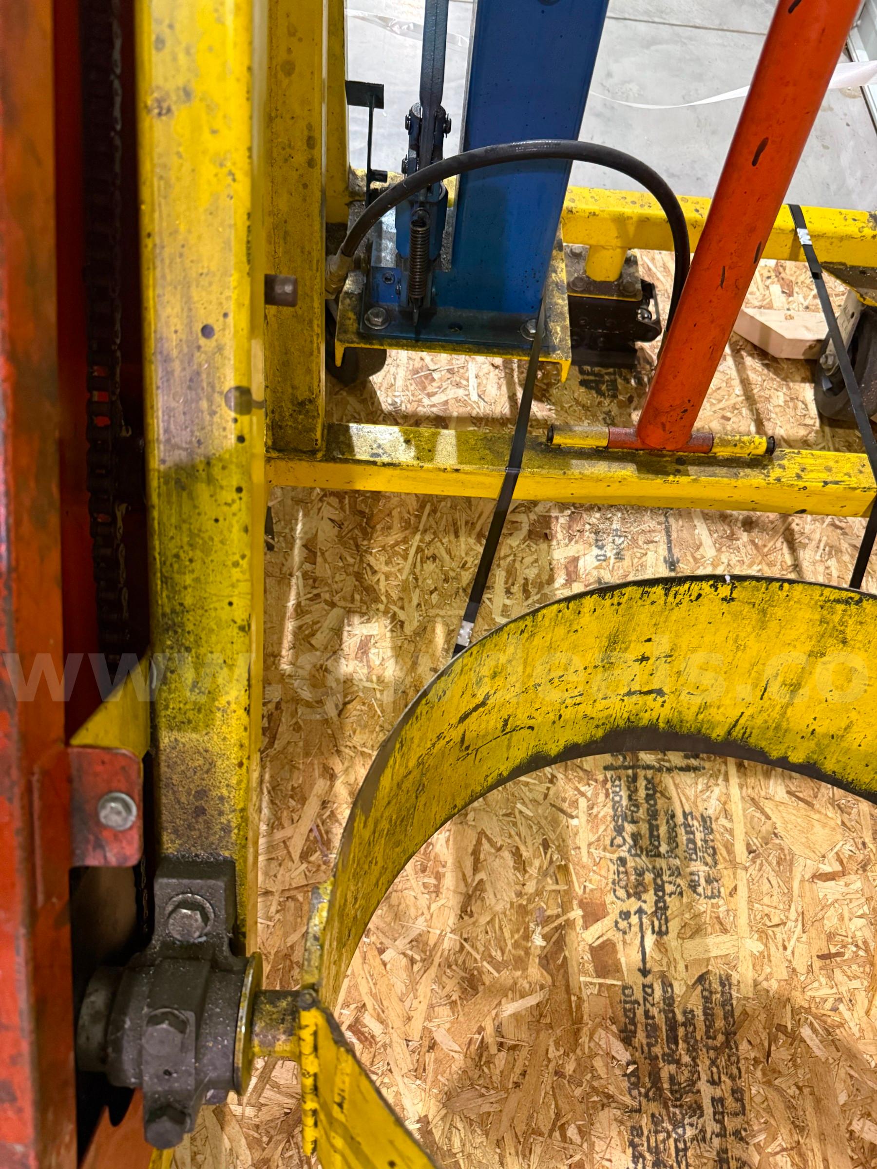Sterling-Fleischman Hydraulic Barrel Drum Handler Lifter Mover Tipper Model CP2MCMT   Government Surplus Auction - Photo #6