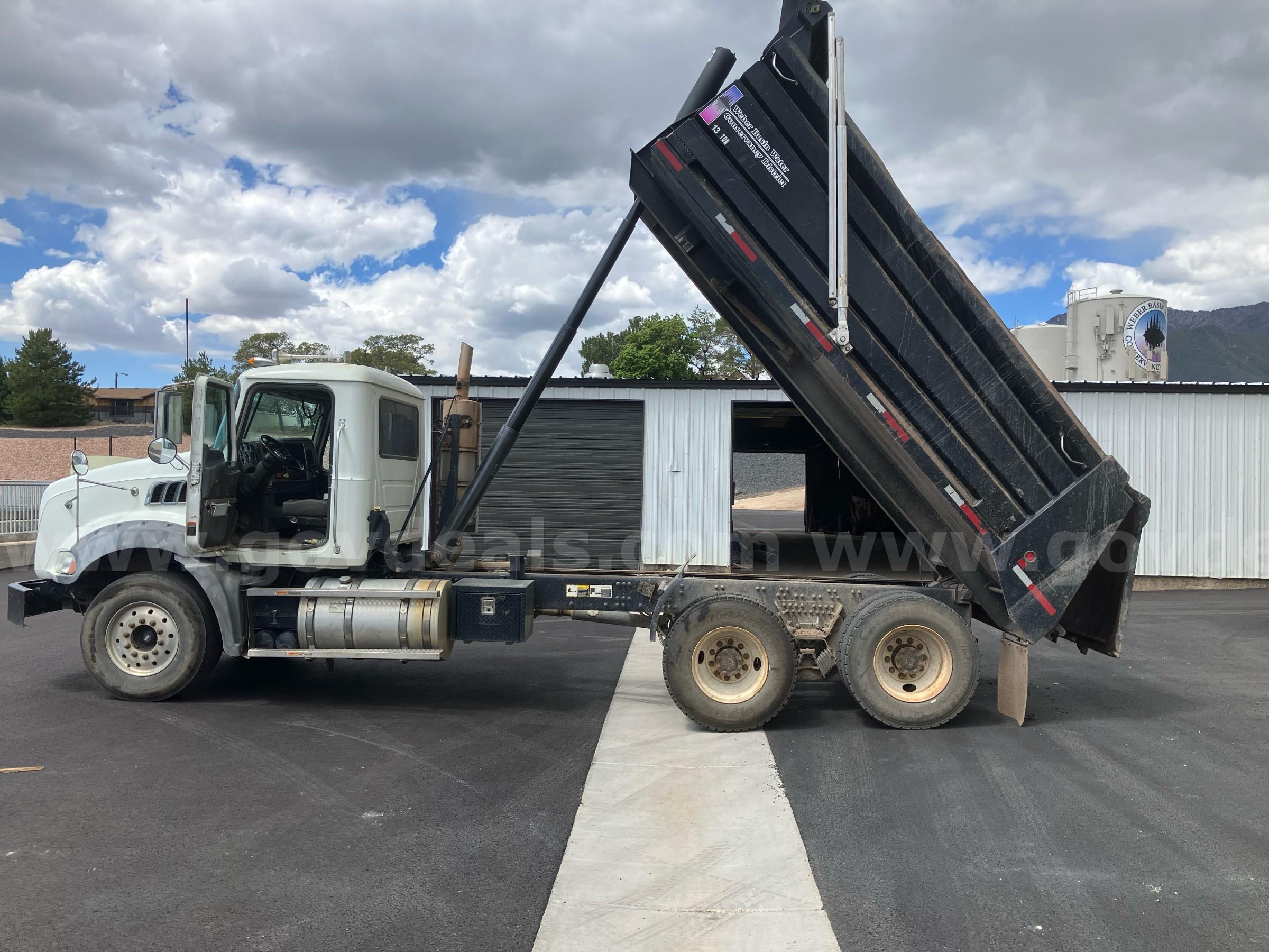 2010 Mack GU813 Tandem Axle Dump Truck - 12.7L Diesel - 154,669 Miles