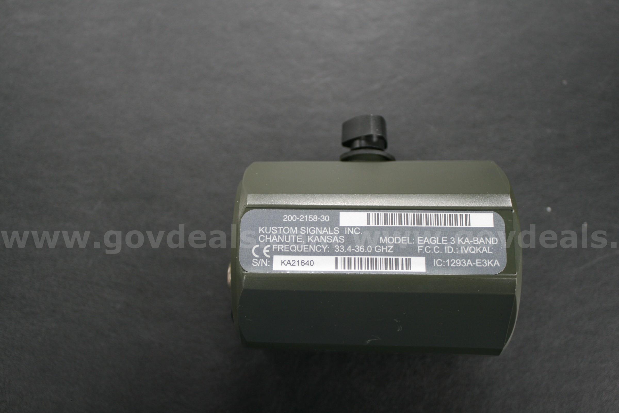 Kustom Signals Eagle 3 Patrol Vehicle Mounted Radar w/remote and dual antennas Kustom Signals Eagle 3 Government Surplus Auction - Photo #6