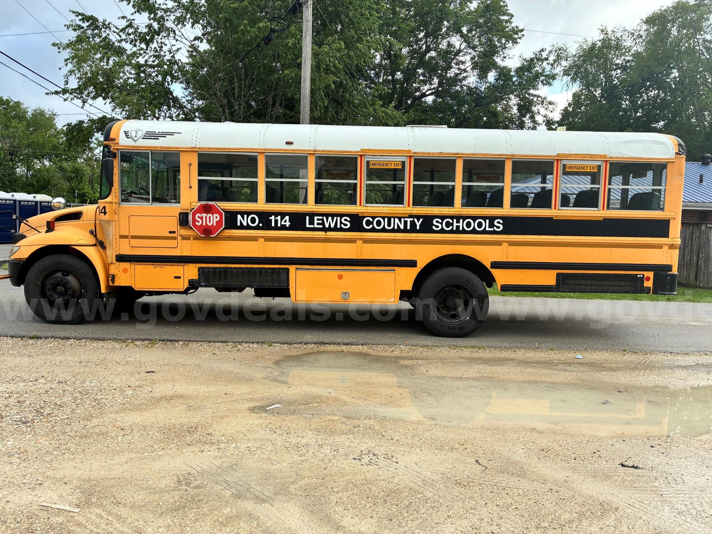 2014 INTERNATIONAL 52-PASSENGER SCHOOL BUS International INTERNATIONAL Government Surplus Auction - Photo #3