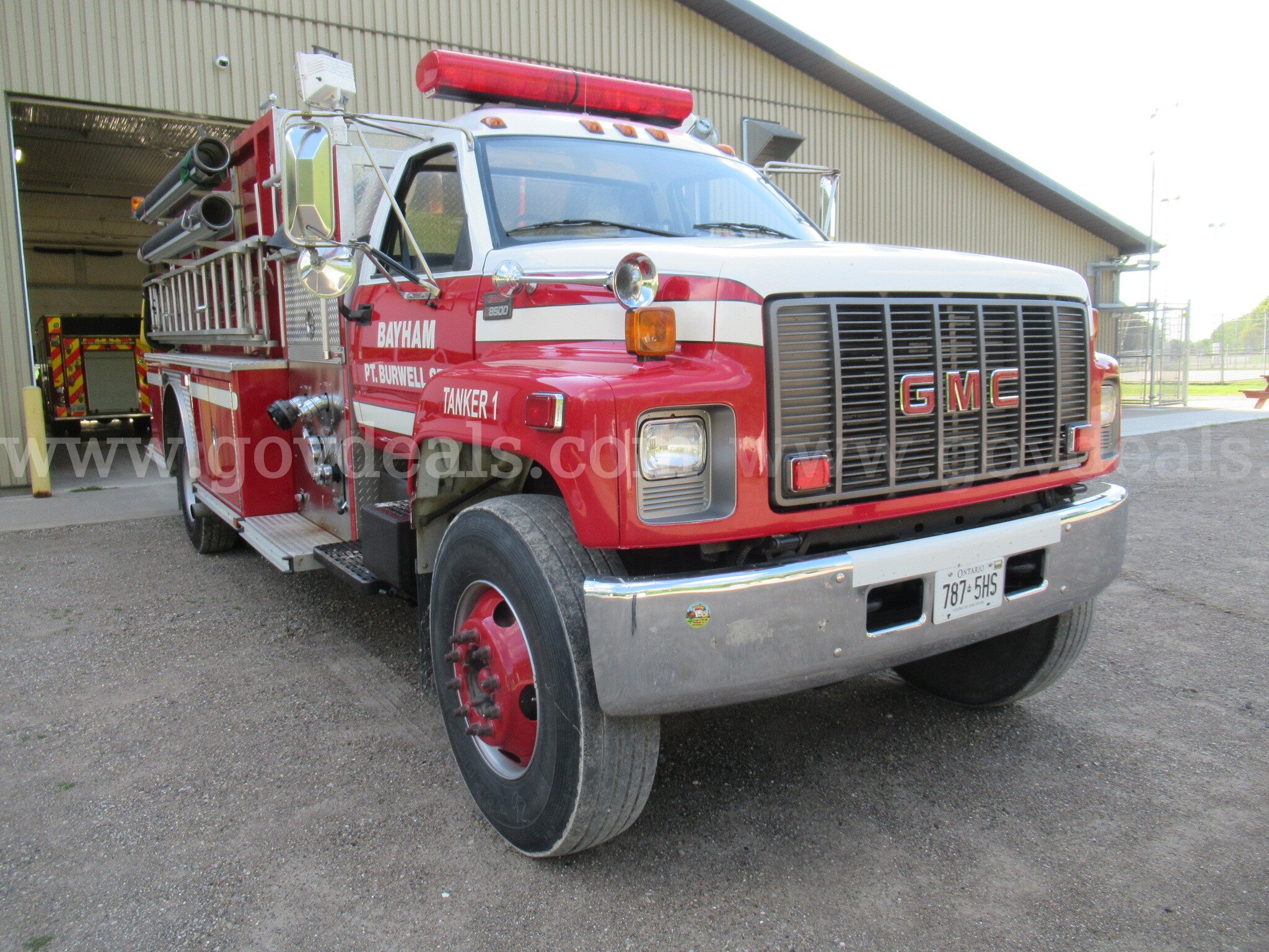 2000 GMC C7H042 Fire Truck