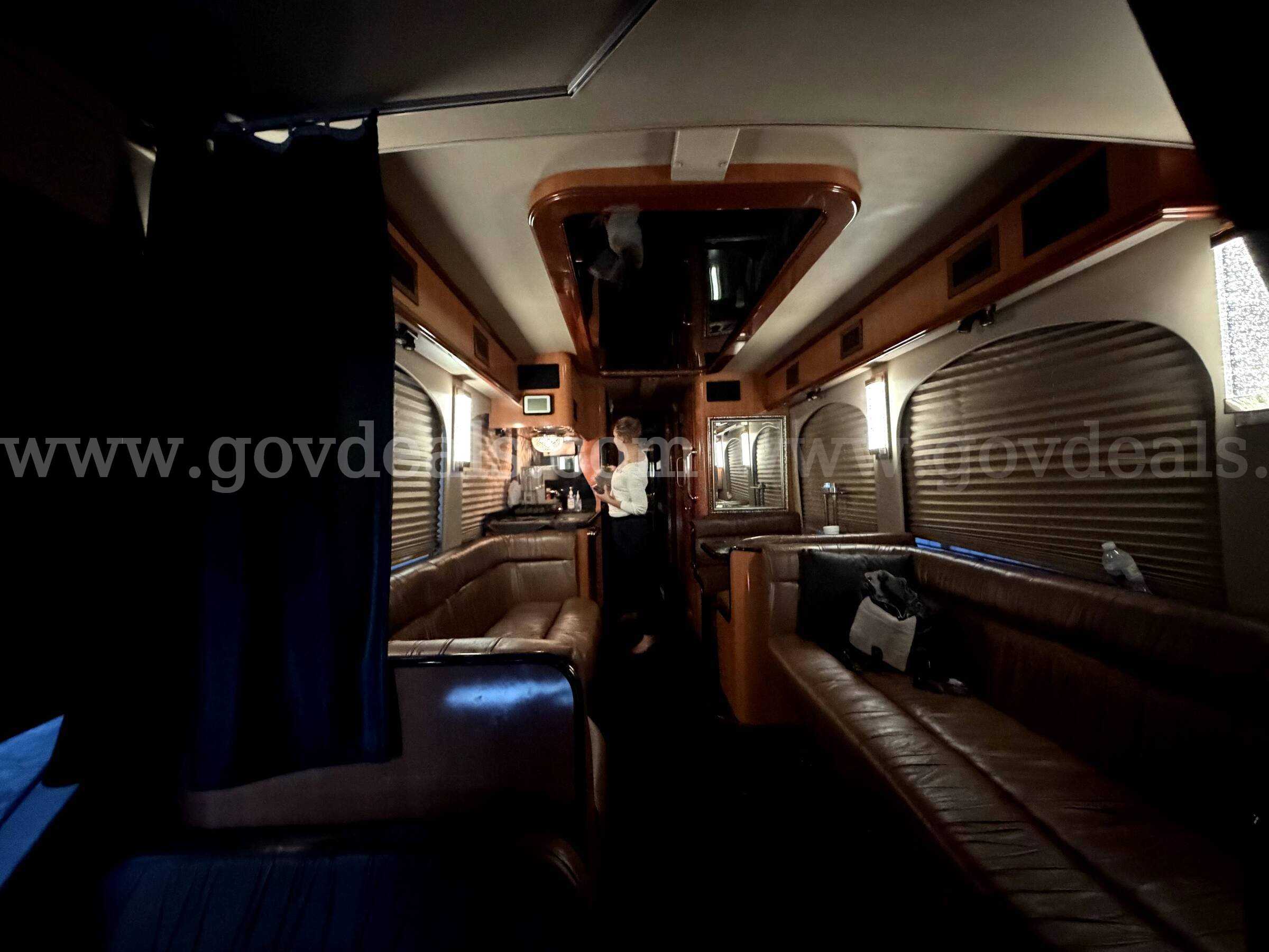 2003 Prevost Bus Prevost Bus Government Surplus Auction - Photo #6
