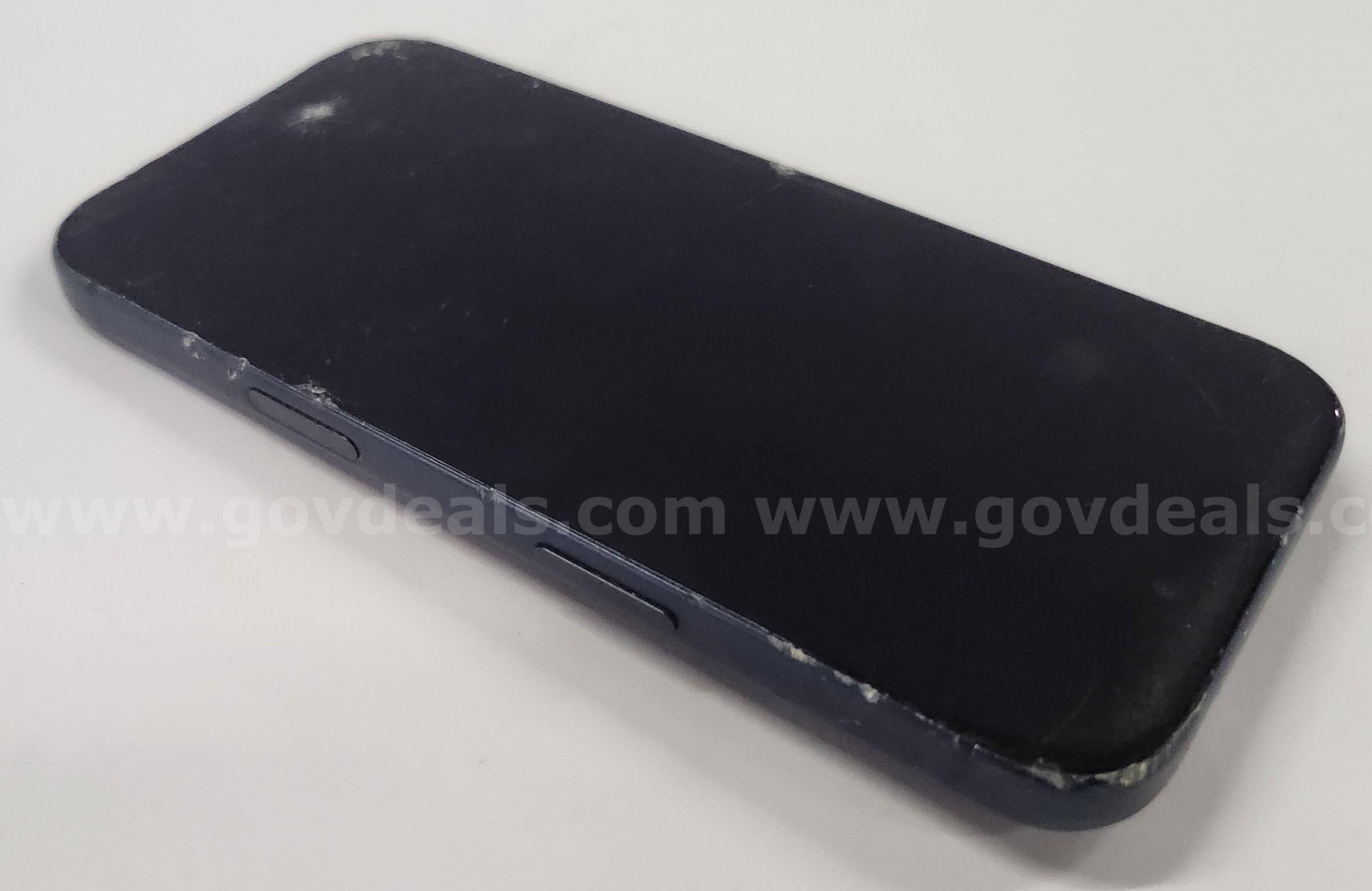 Apple iPhone 17 Pro 256GB Deep Blue – iCloud Locked – Grade C – 94% Battery – Parts Only Apple iPhone 17 Government Surplus Auction - Photo #4