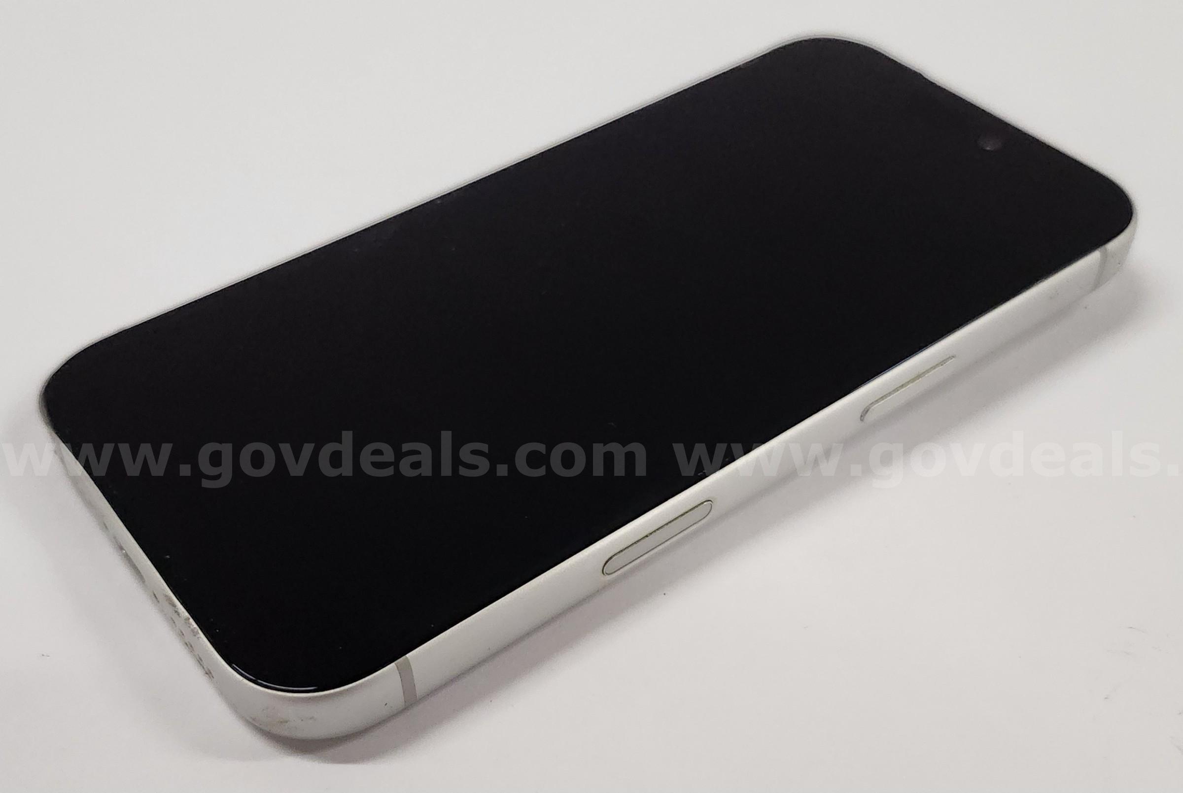 Apple iPhone 17 Pro 256GB Silver – iCloud Locked – Grade C – 98% Battery – Parts Only Apple iPhone 17 Government Surplus Auction - Photo #3