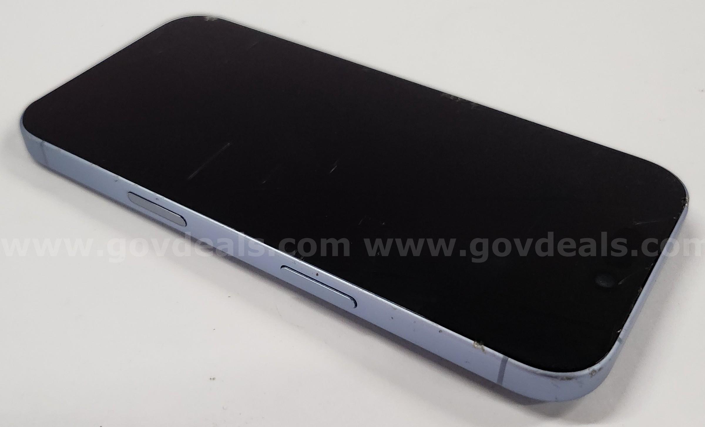 Apple iPhone 17 256GB Mist Blue – iCloud Locked – Grade C – 100% Battery – Parts Only Apple iPhone 17 Government Surplus Auction - Photo #4