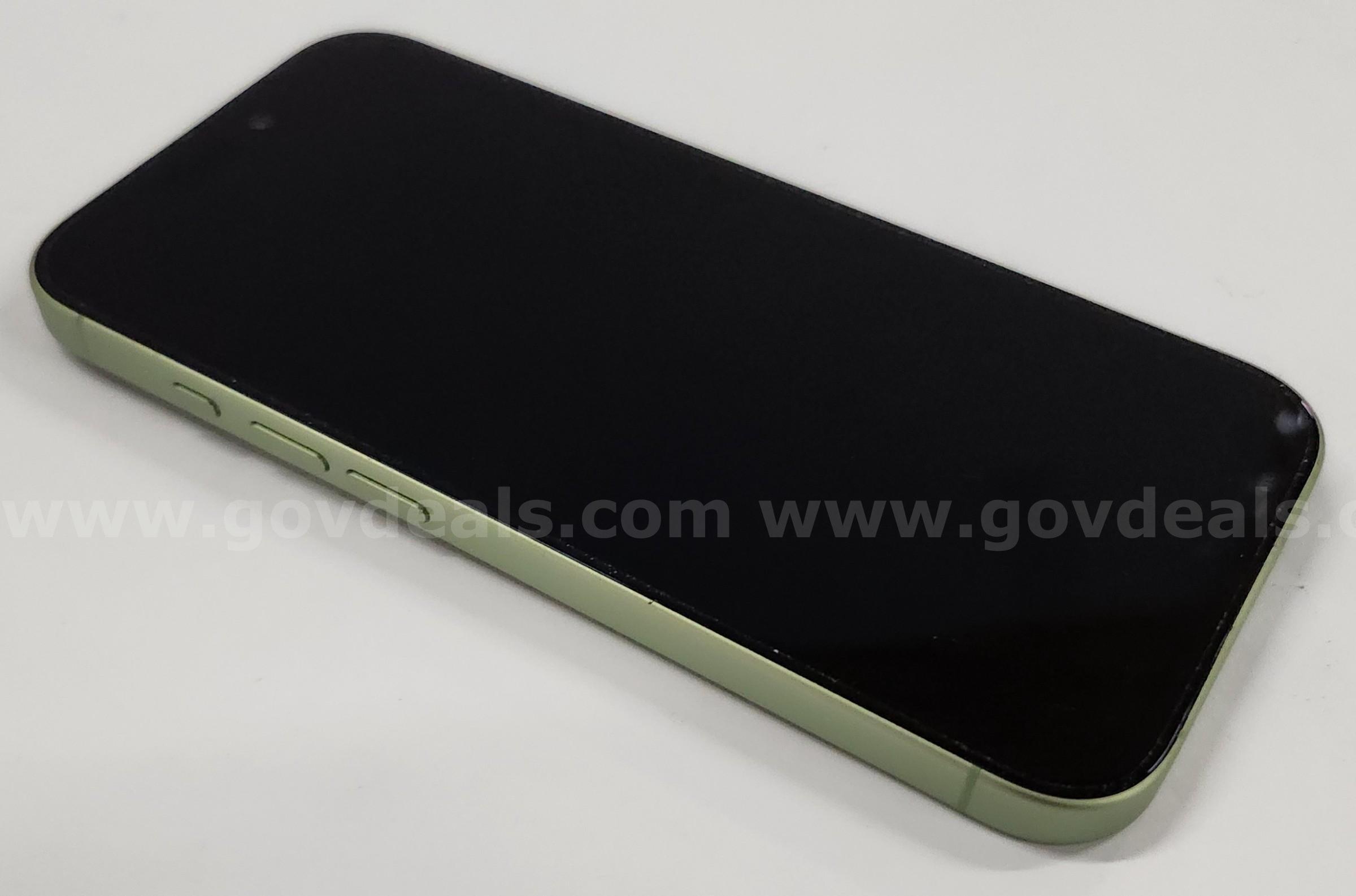 Apple iPhone 17 256GB Sage – iCloud Locked – Grade B – 100% Battery – Parts Only Apple iPhone 17 Government Surplus Auction - Photo #6