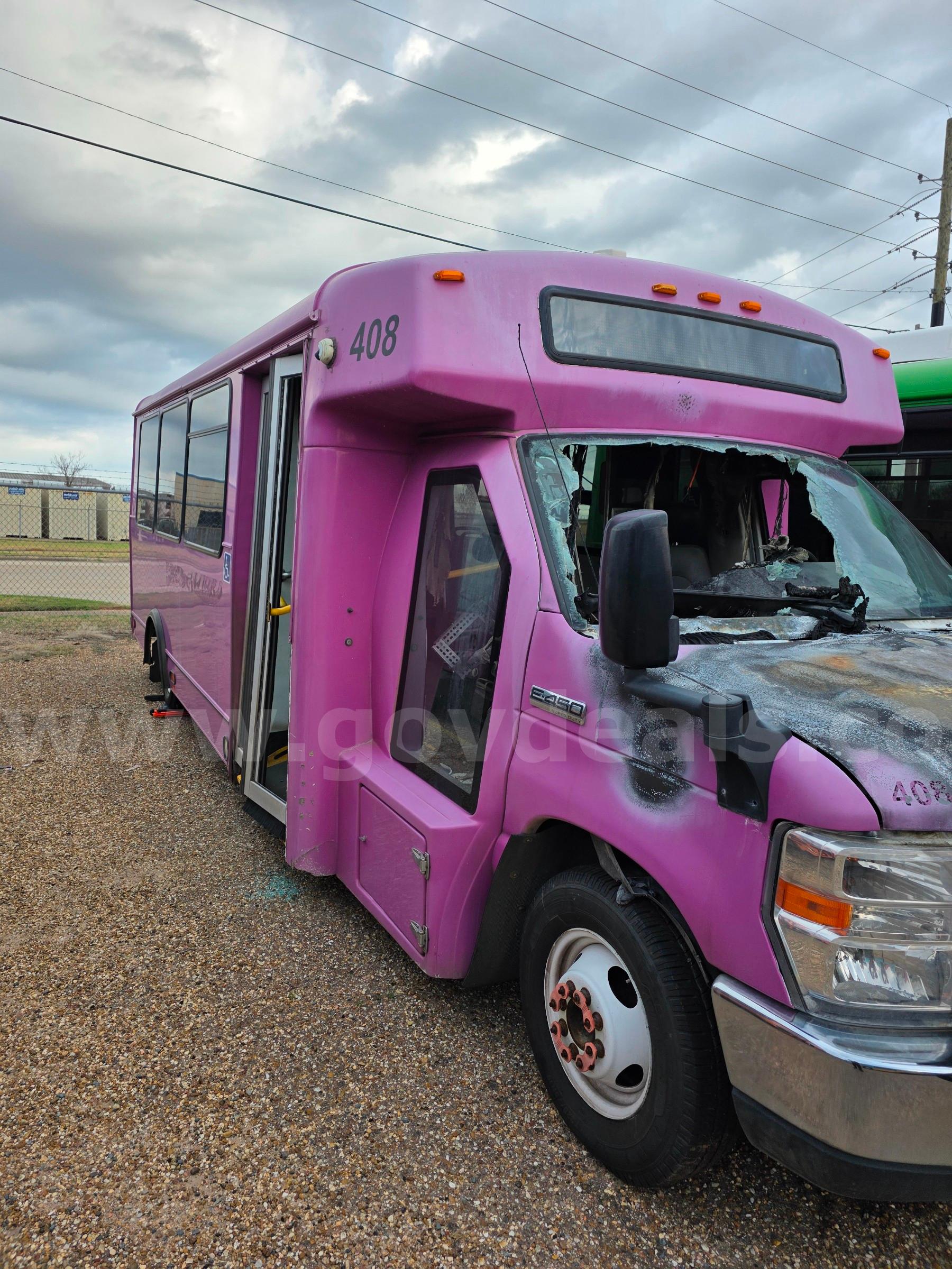 2019 Ford Econoline - Modified Cut A Way