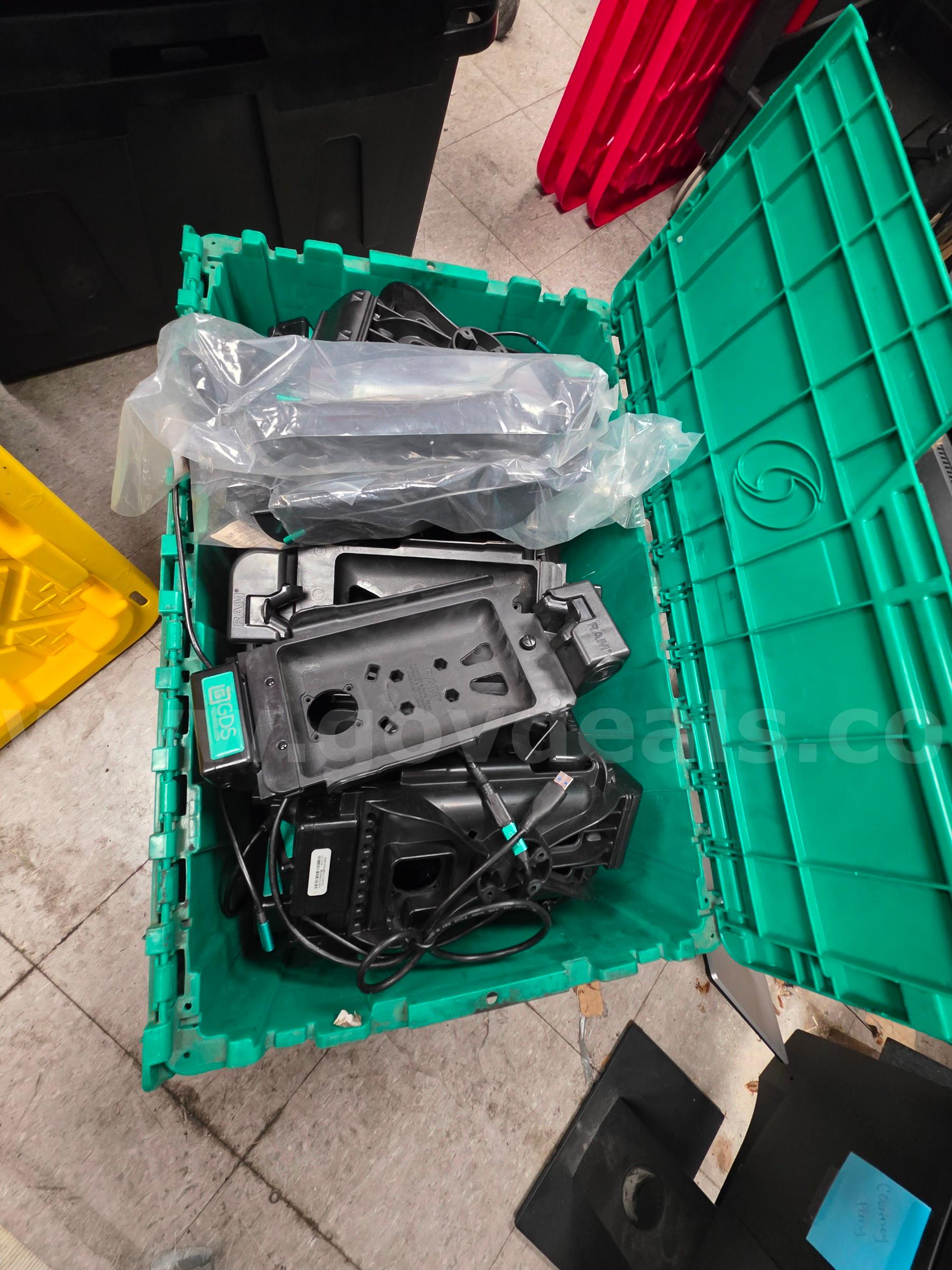 RAM-GDS-DOCK-V10P Ram  Government Surplus Auction - Photo #3