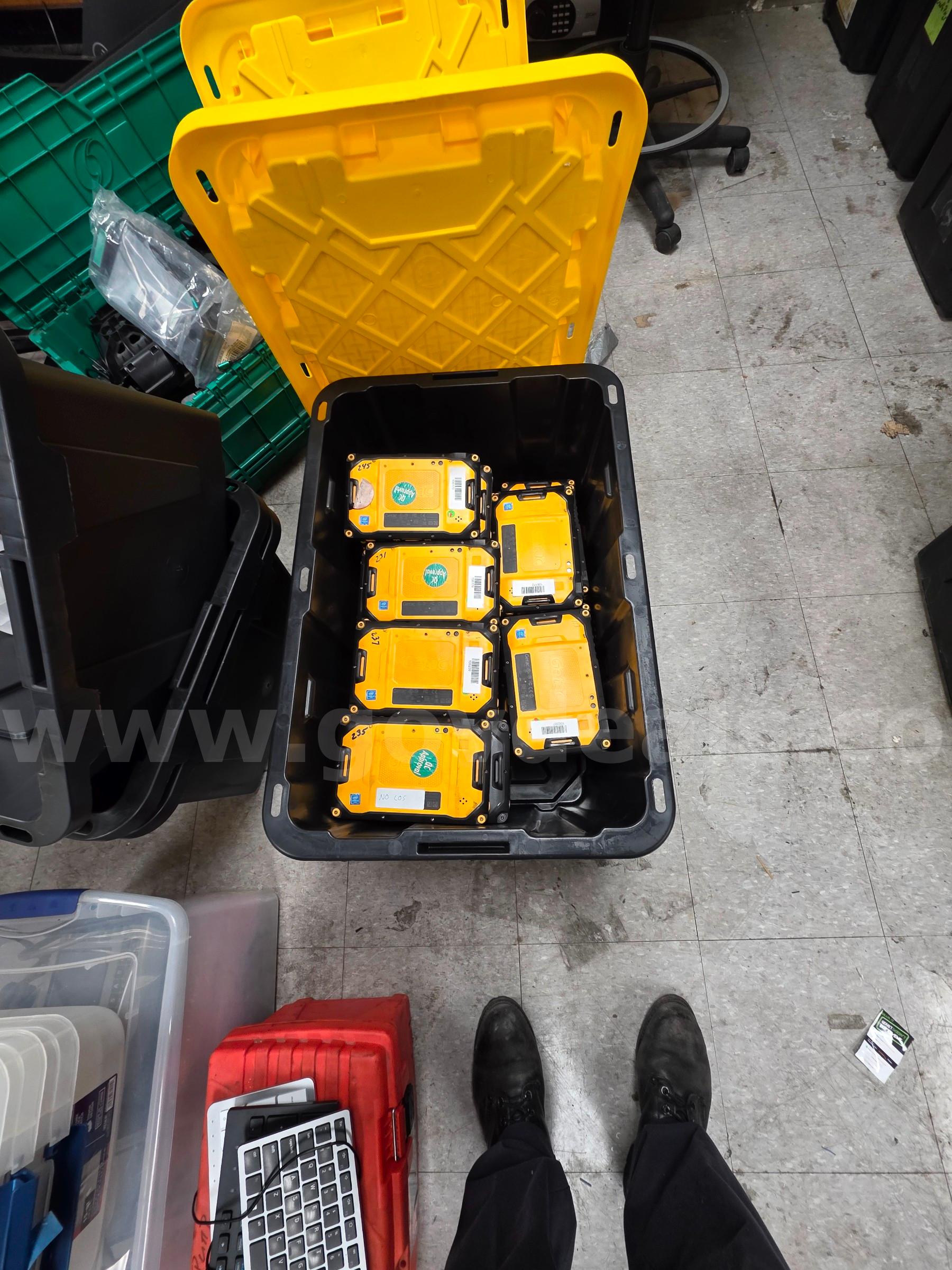 Getac ZX70 Tablet   Government Surplus Auction - Photo #2