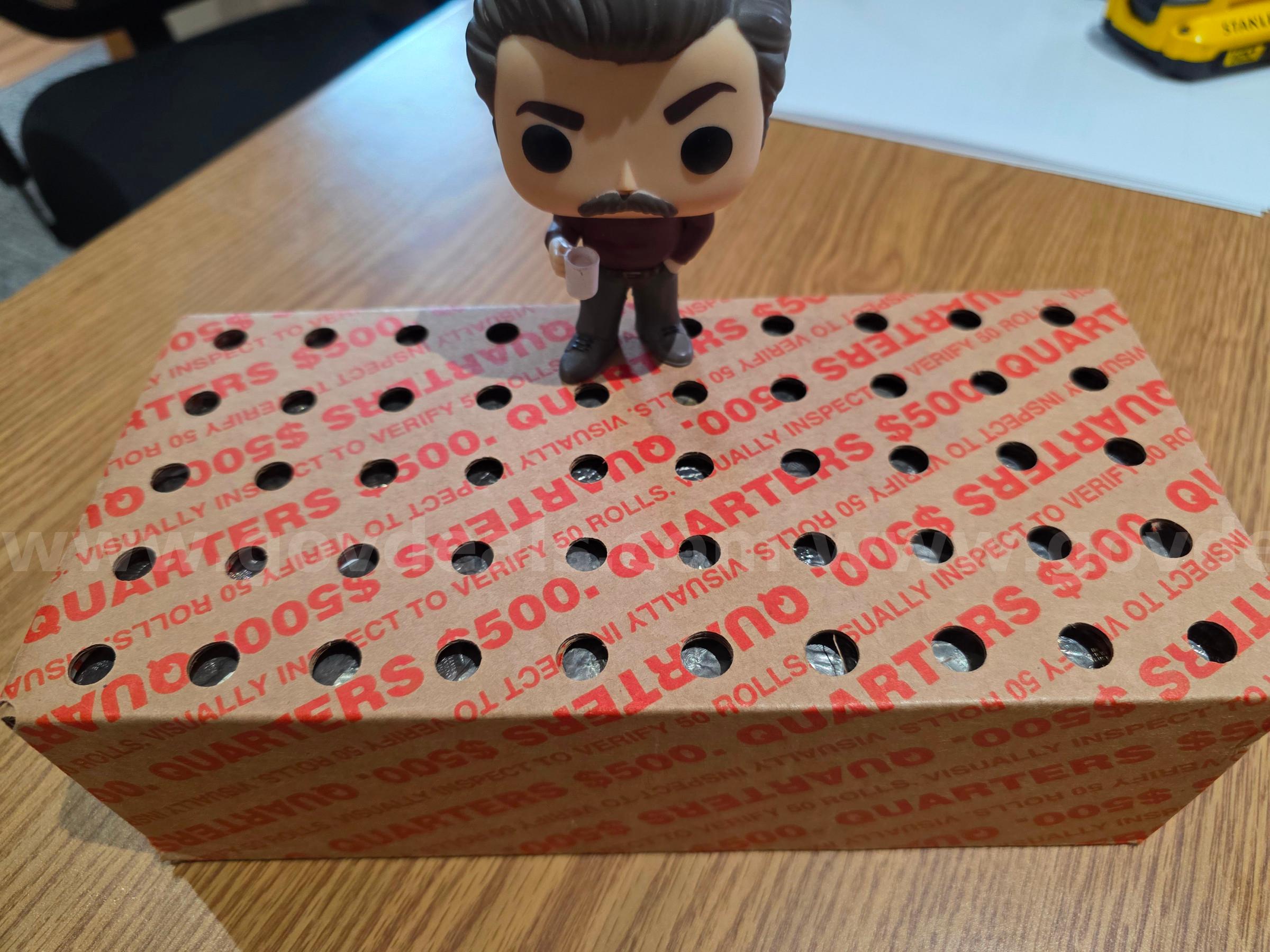 400x Quarters - Unsearched - From a sealed bank box  400x Government Surplus Auction - Photo #2