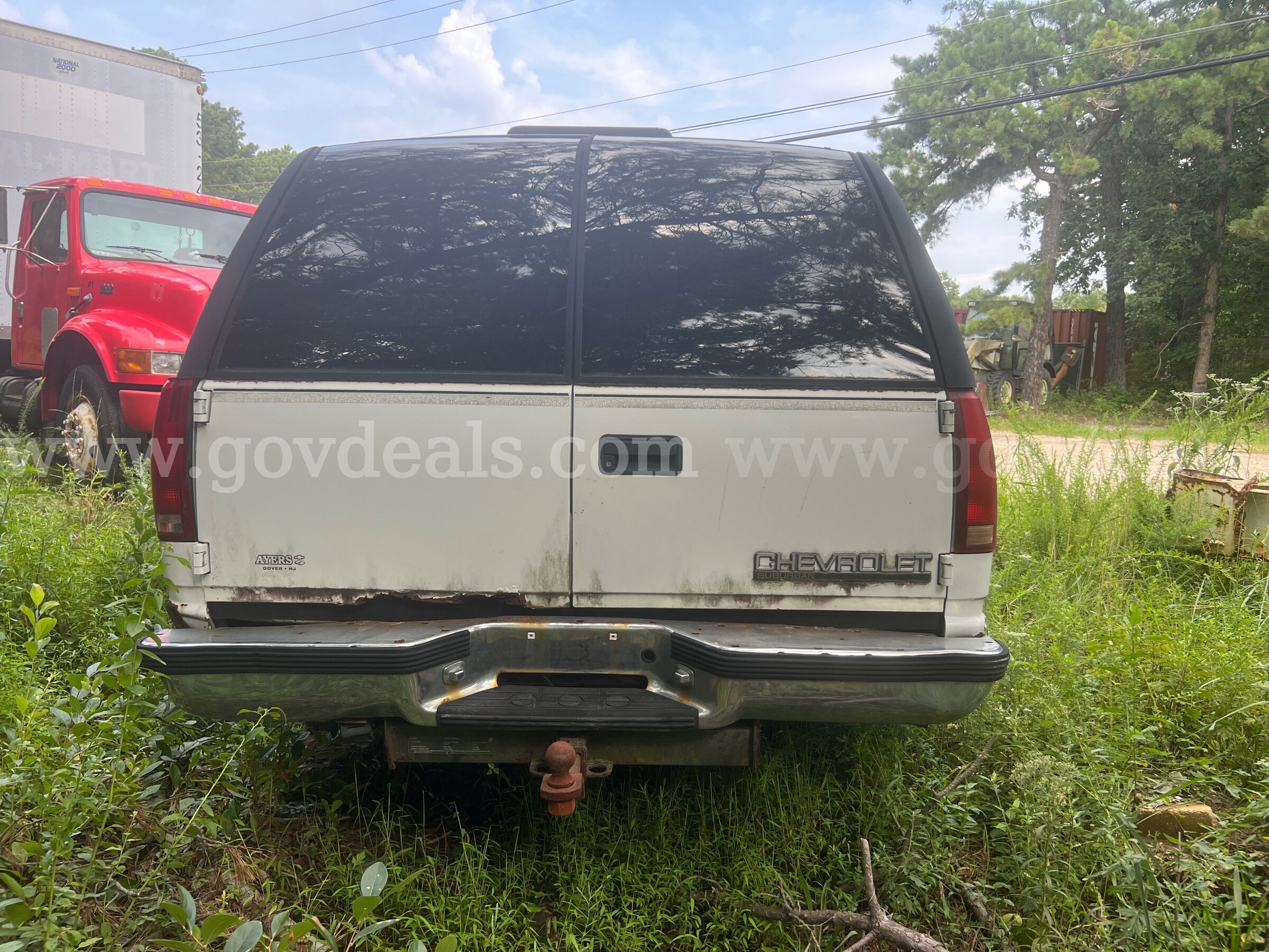 1999 Chevrolet Suburban Chevrolet Suburban Government Surplus Auction - Photo #5