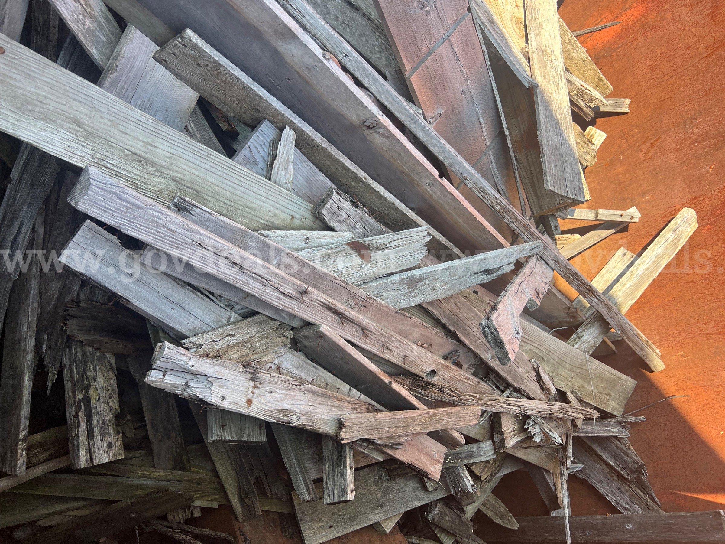 Clean wood good for Firewood   Government Surplus Auction - Photo #3