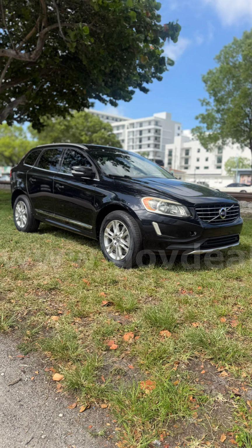 2014 Volvo XC60 Volvo XC60 Government Surplus Auction - Photo #3