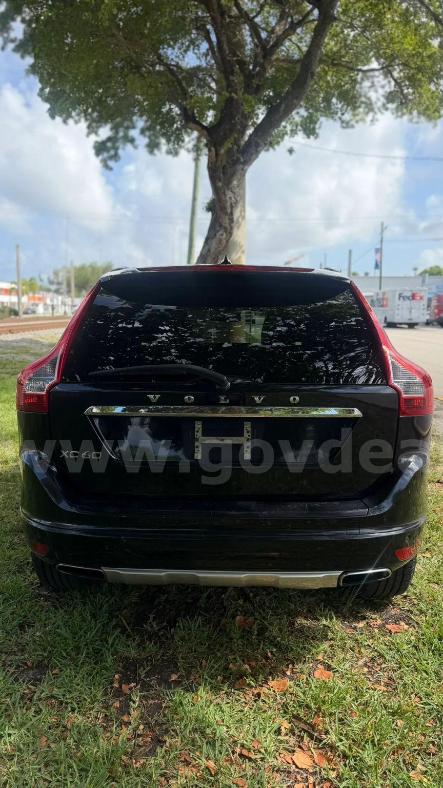 2014 Volvo XC60 Volvo XC60 Government Surplus Auction - Photo #6