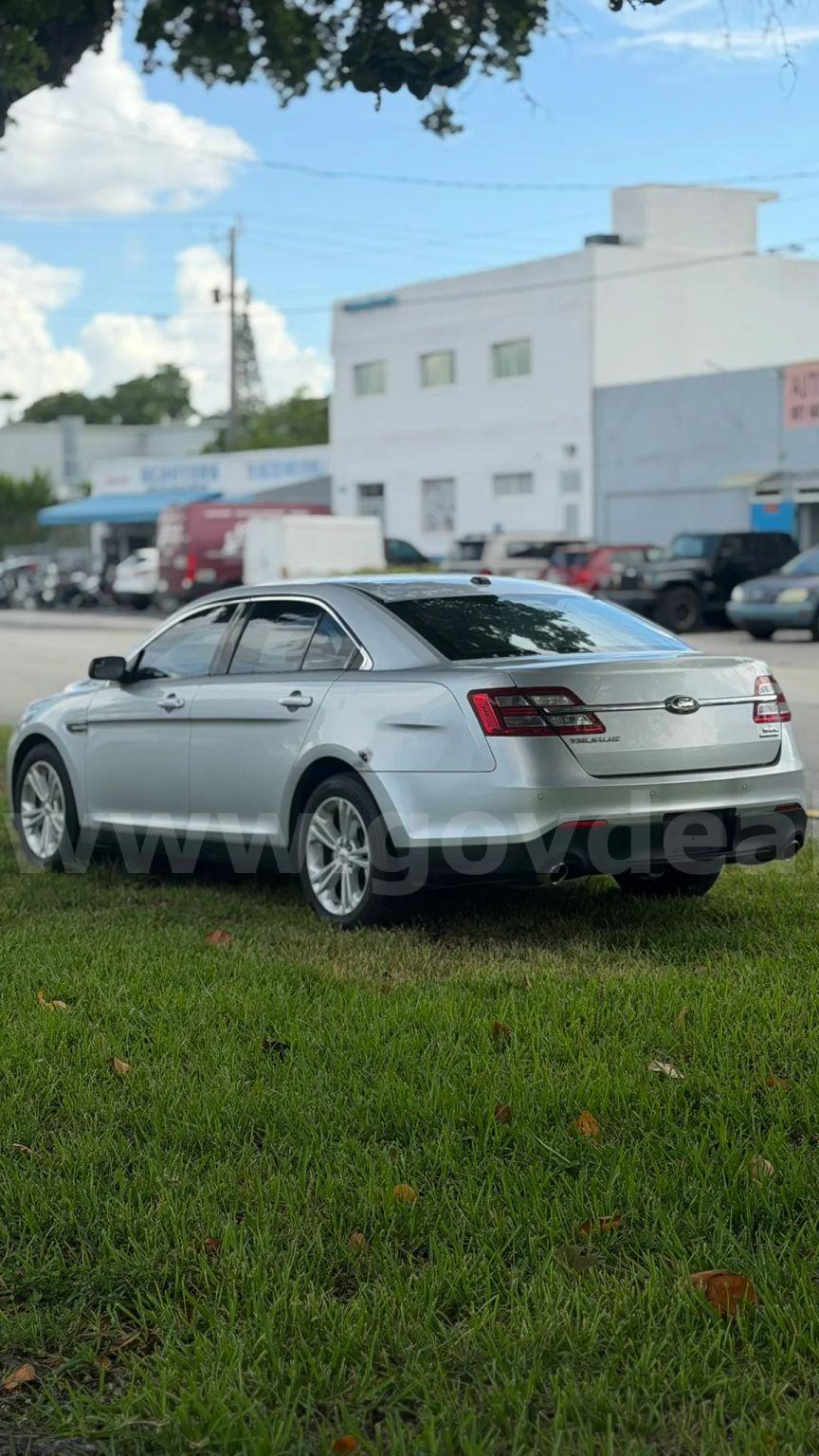 2017 Ford Taurus Ford Taurus Government Surplus Auction - Photo #4