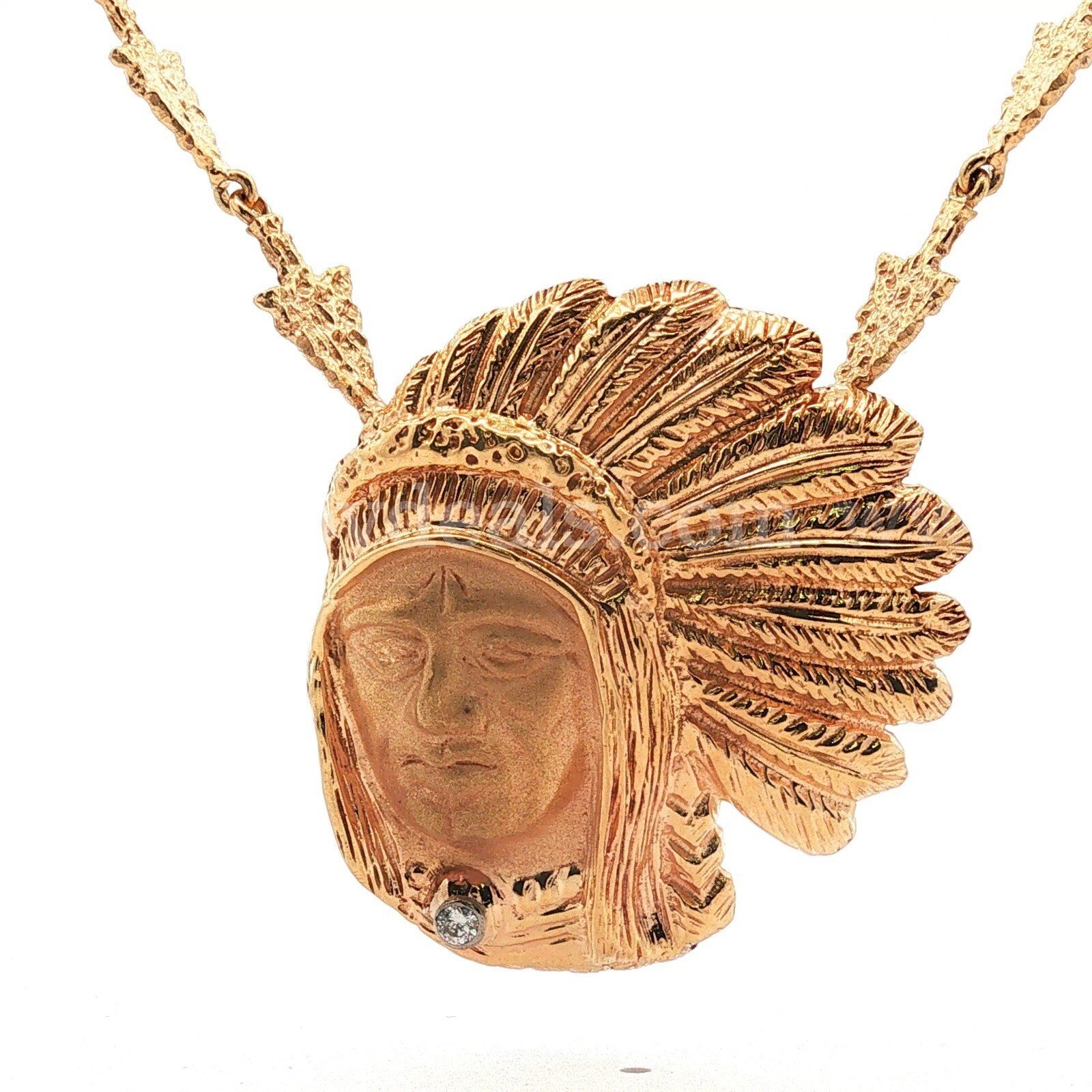 Custom Solid 14KT Yellow Gold Indian Head & Arrow pendant with handmade arrow chain and diamond with appraisal   Government Surplus Auction - Photo #2