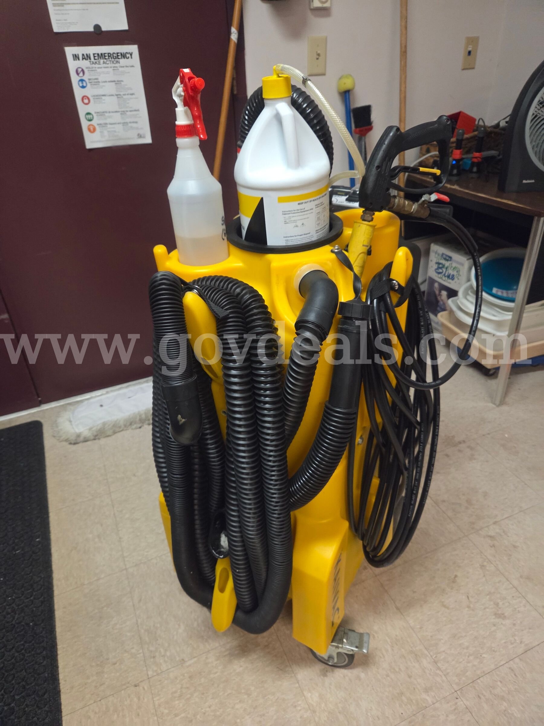 Kaivac Cleaning Systems   Government Surplus Auction - Primary Photo