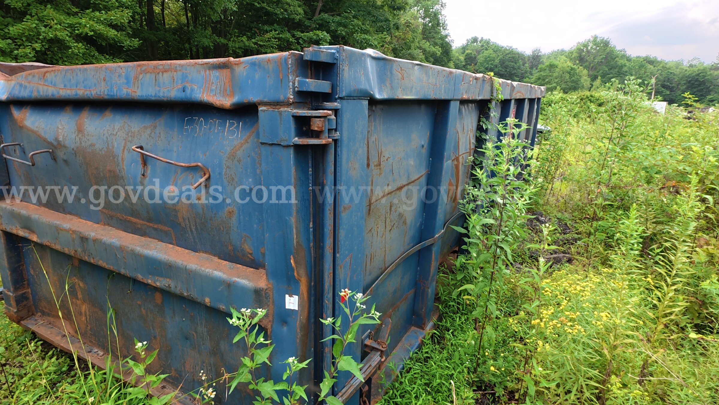 QTY - 2 30CYD Refuse Rolloff Containers Galbreath  Government Surplus Auction - Photo #6