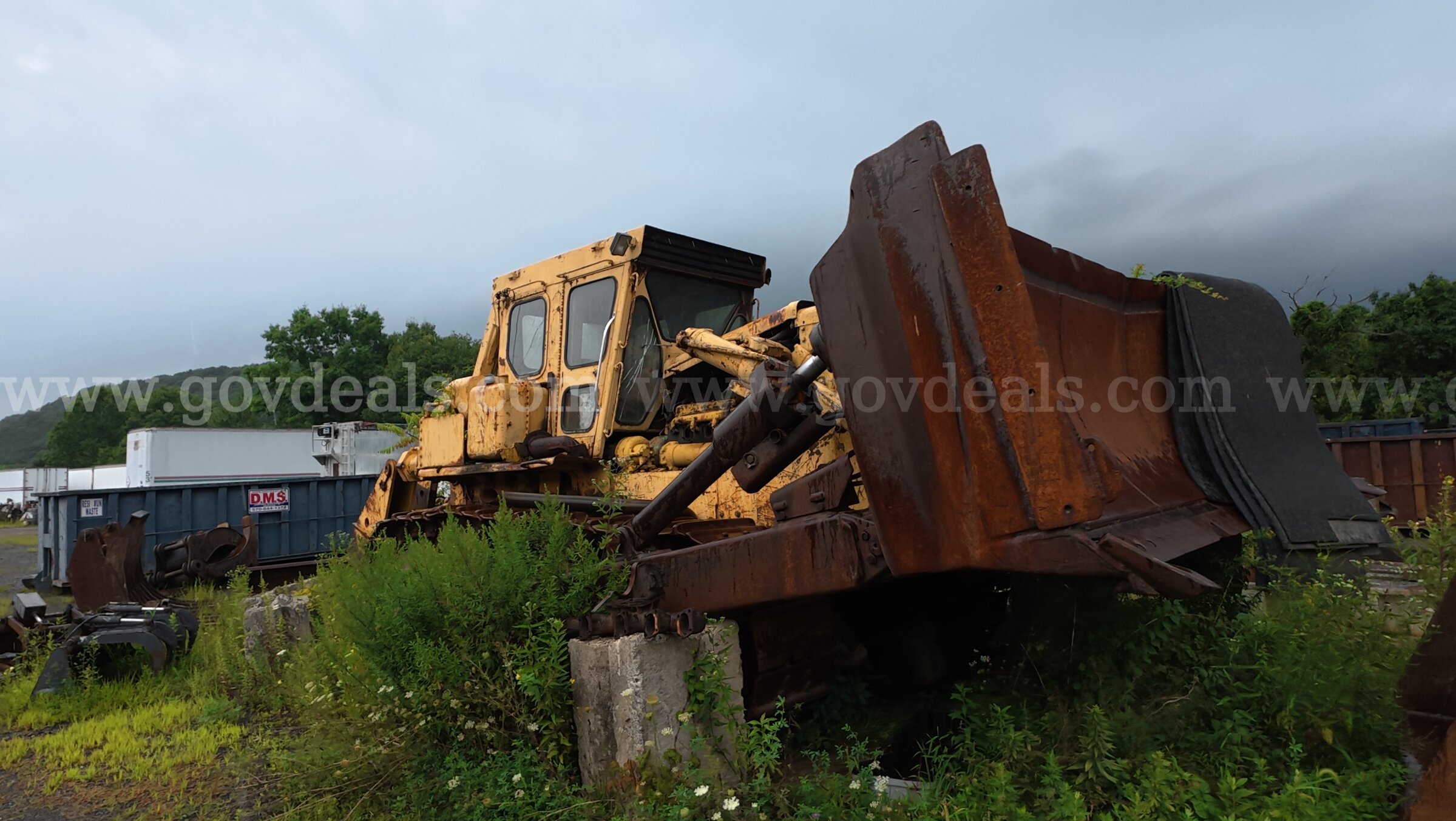 1980 Caterpillar D9H Dozer Caterpillar D9H Government Surplus Auction - Photo #2