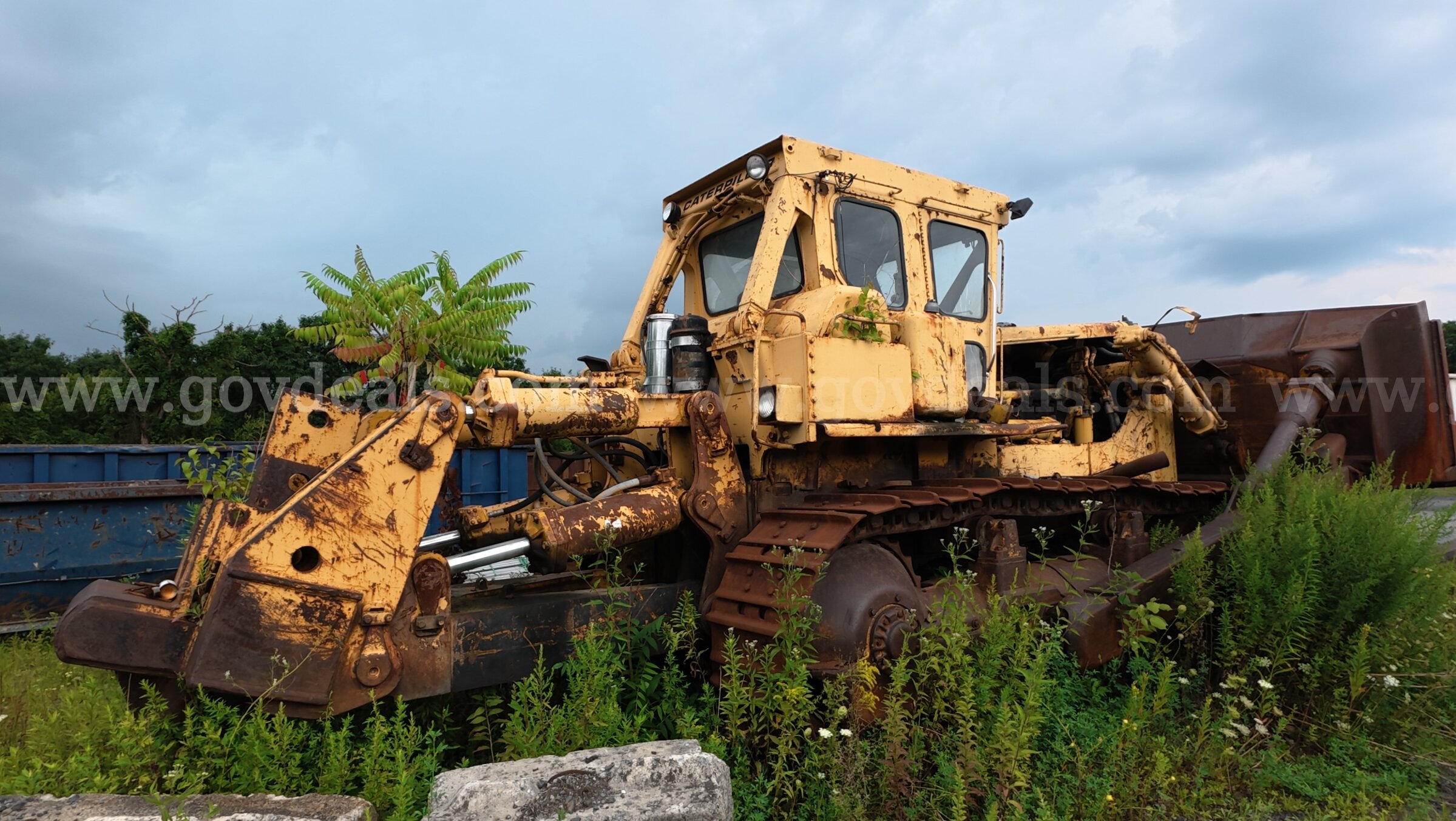 1980 Caterpillar D9H Dozer Caterpillar D9H Government Surplus Auction - Photo #4