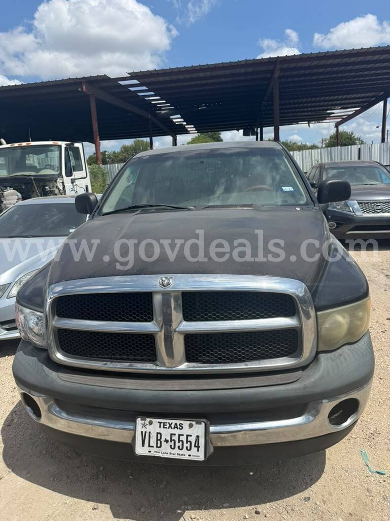 2005 Dodge Ram 1500 ST Short Bed 2WD