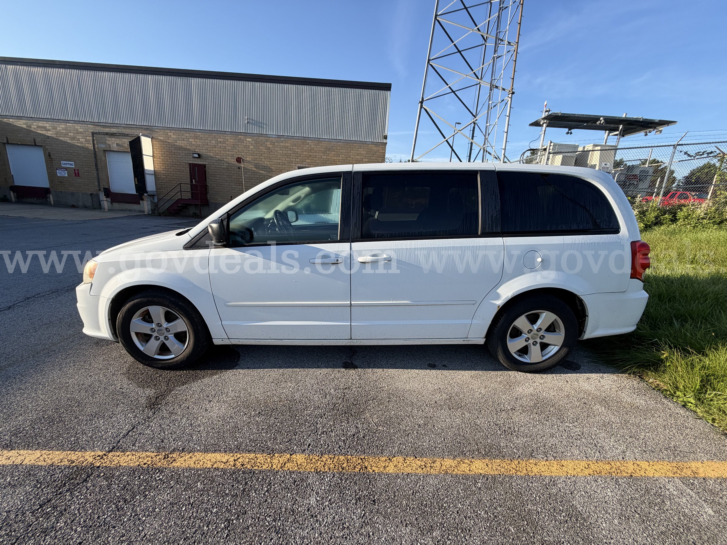 2014 Dodge Grand Caravan Dodge Grand Caravan Government Surplus Auction - Photo #2
