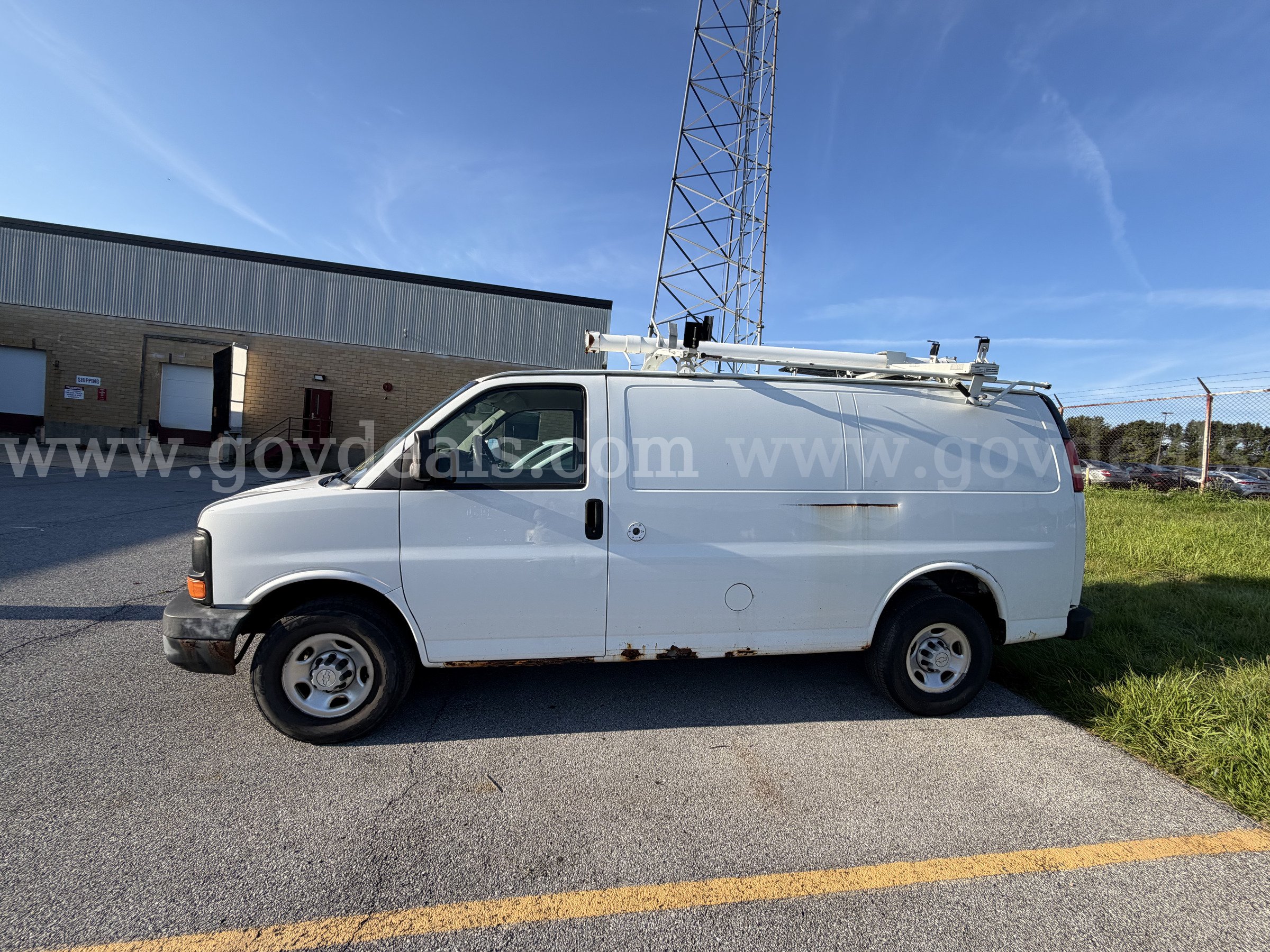 2007 Chevrolet Express Chevrolet Express Government Surplus Auction - Photo #3